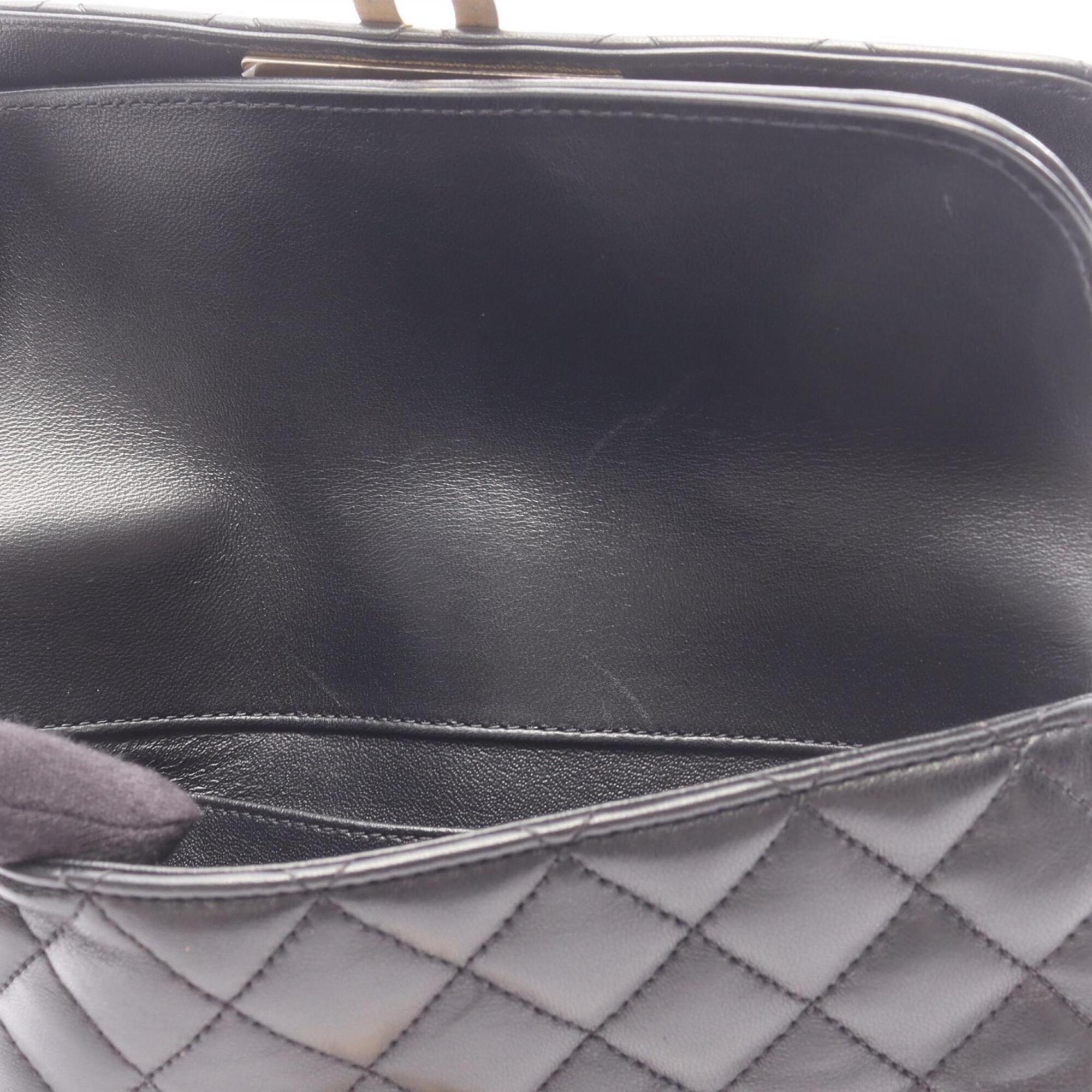 Chanel Black Leather Handbag Shoulder Bag (Pre-Owned)