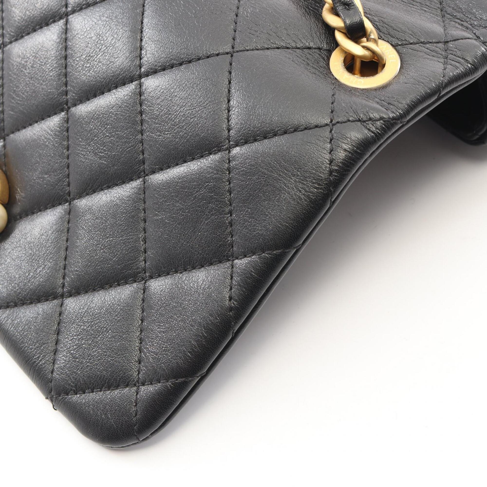 Chanel Black Leather Handbag Shoulder Bag (Pre-Owned)