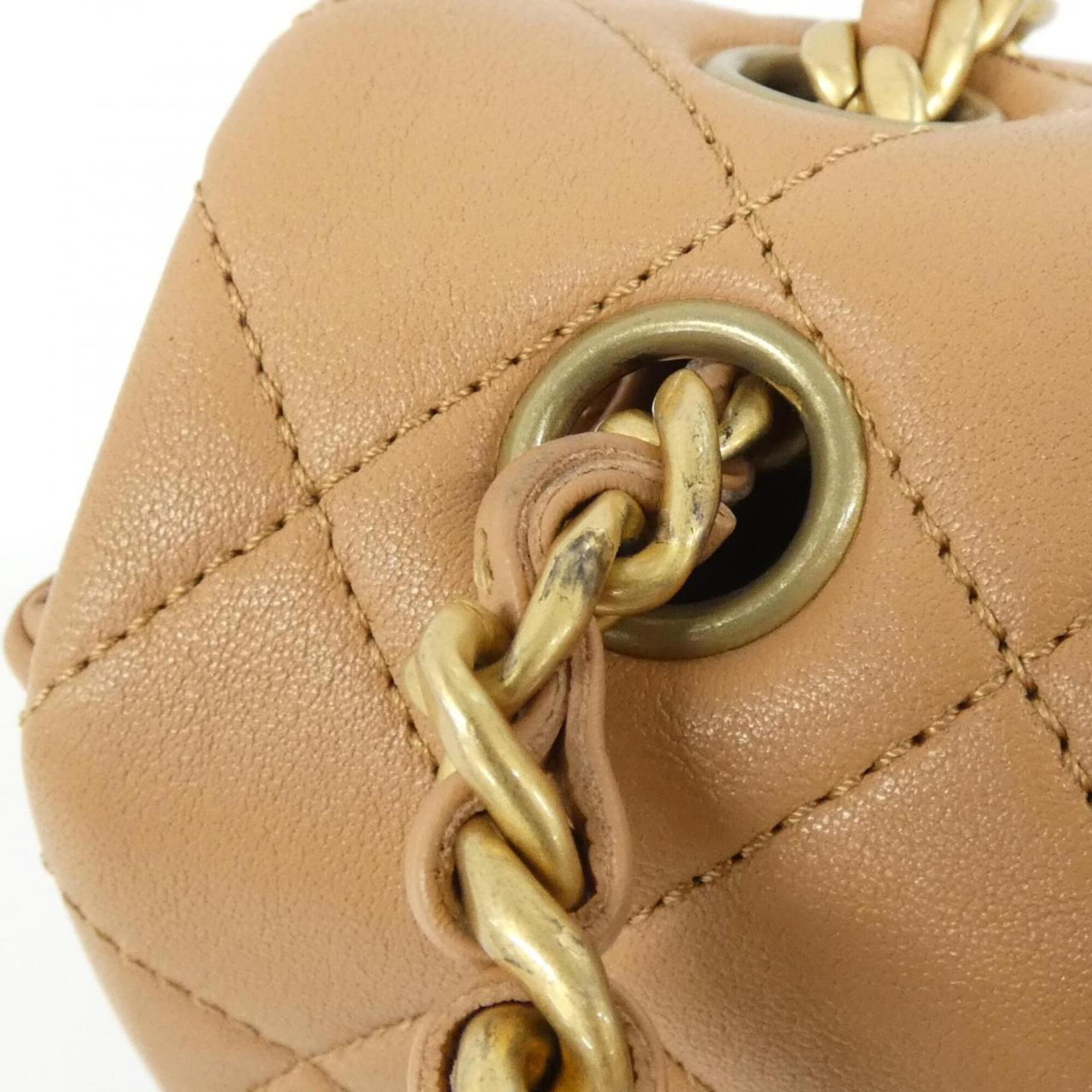 Chanel Beige Leather Shoulder Bag (Pre-Owned)