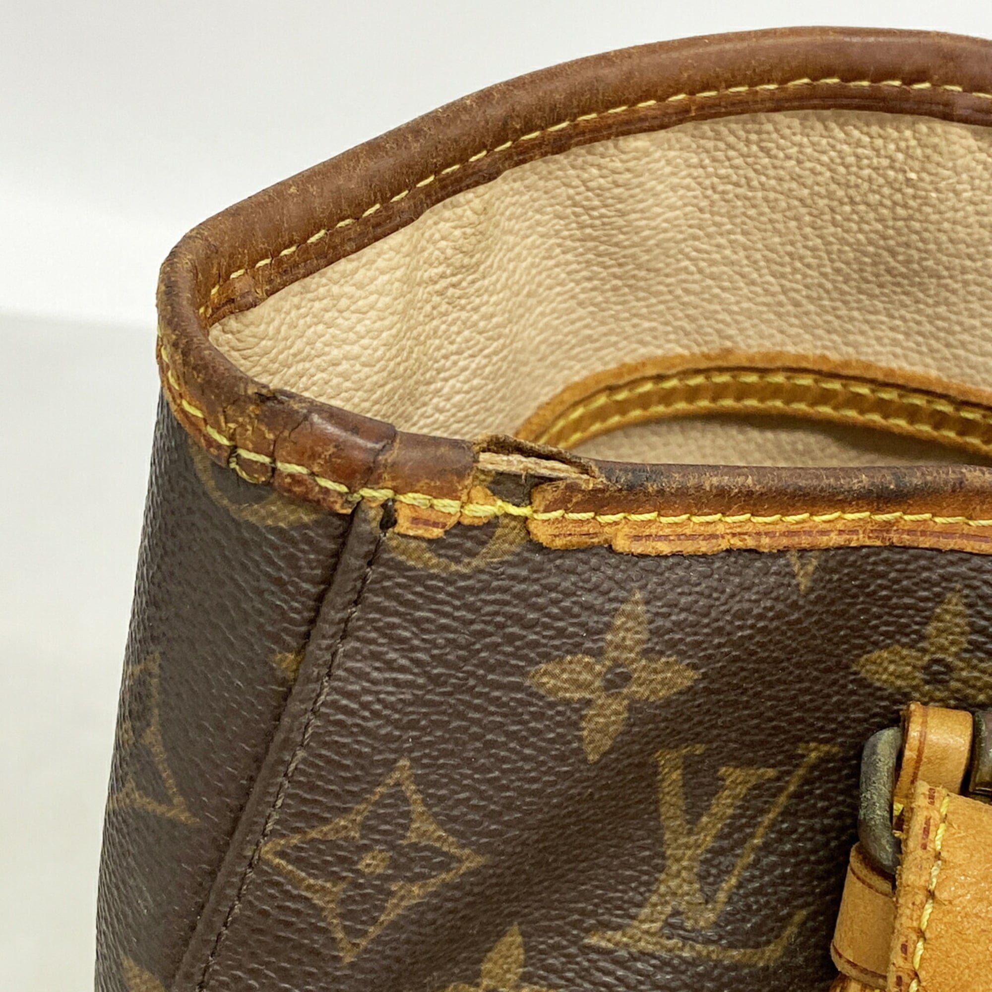 Louis Vuitton Brown Tote Bag (Pre-Owned)