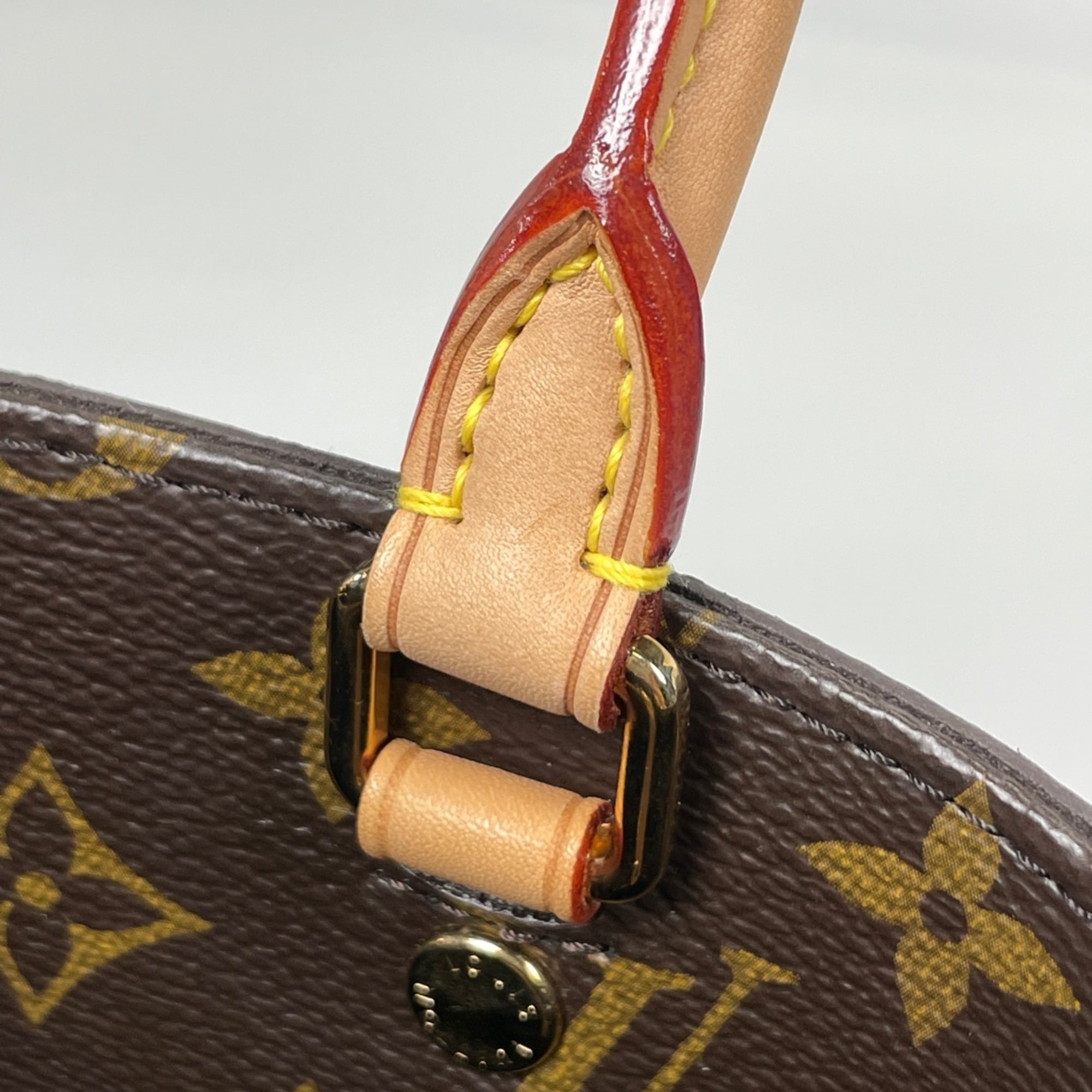 Louis Vuitton Brown Monogram Handbag (Pre-Owned)