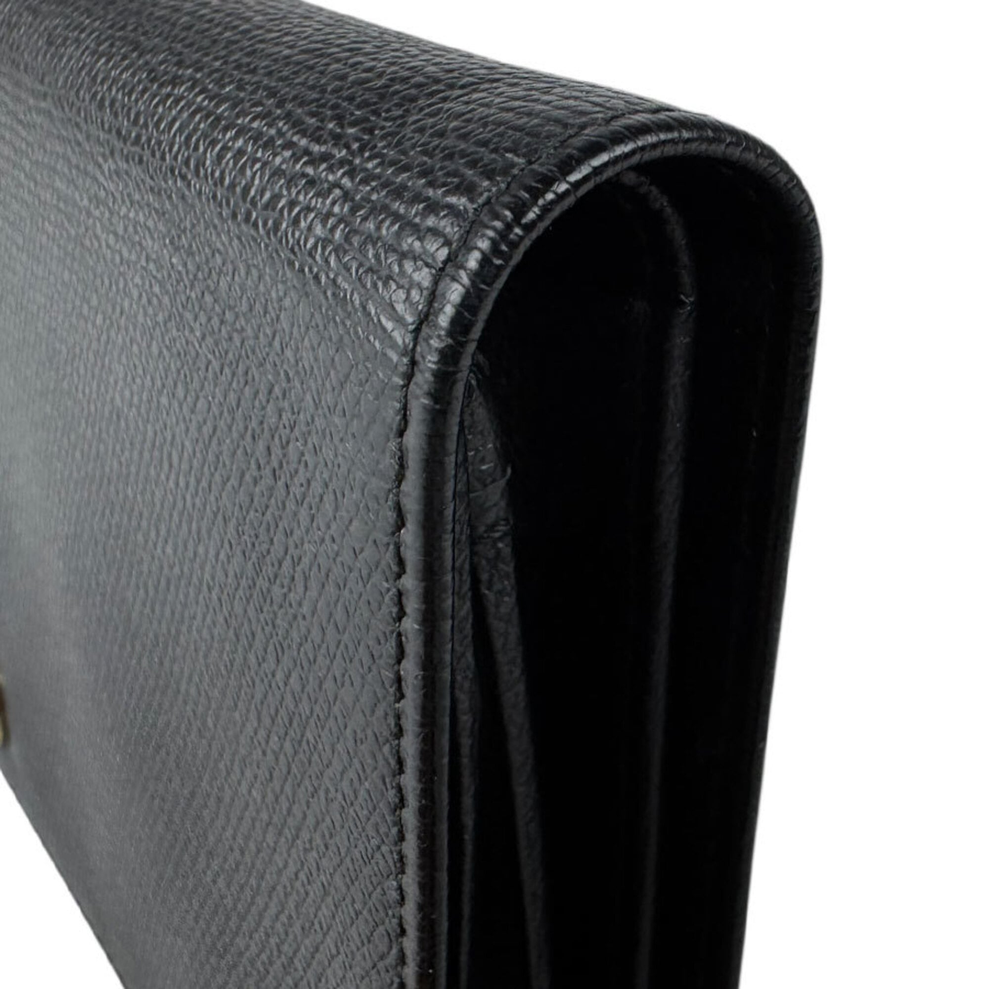 Chanel Black Leather Long Wallet (Bi-Fold) (Pre-Owned)