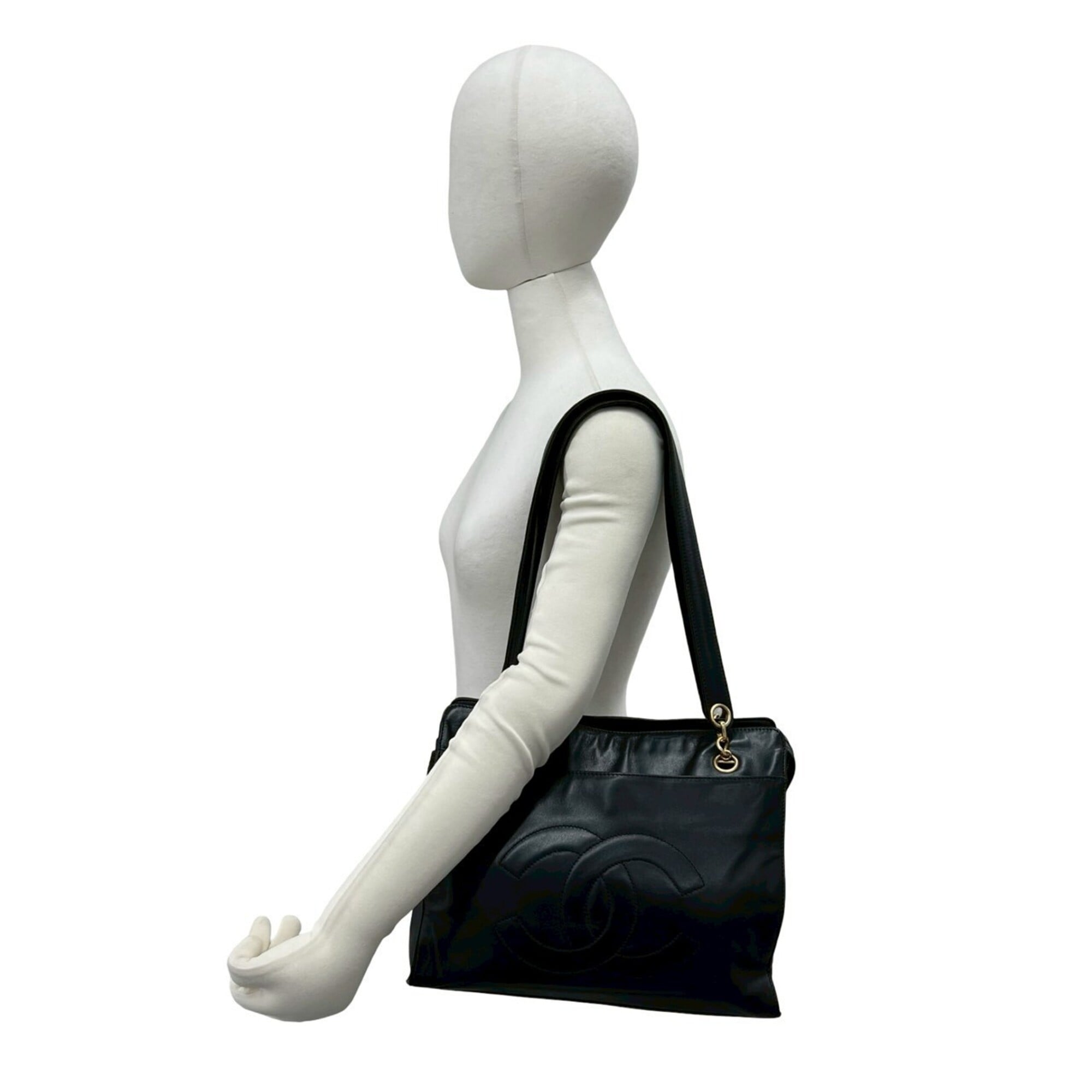 Chanel Black Leather Shoulder Bag Tote Bag (Pre-Owned)