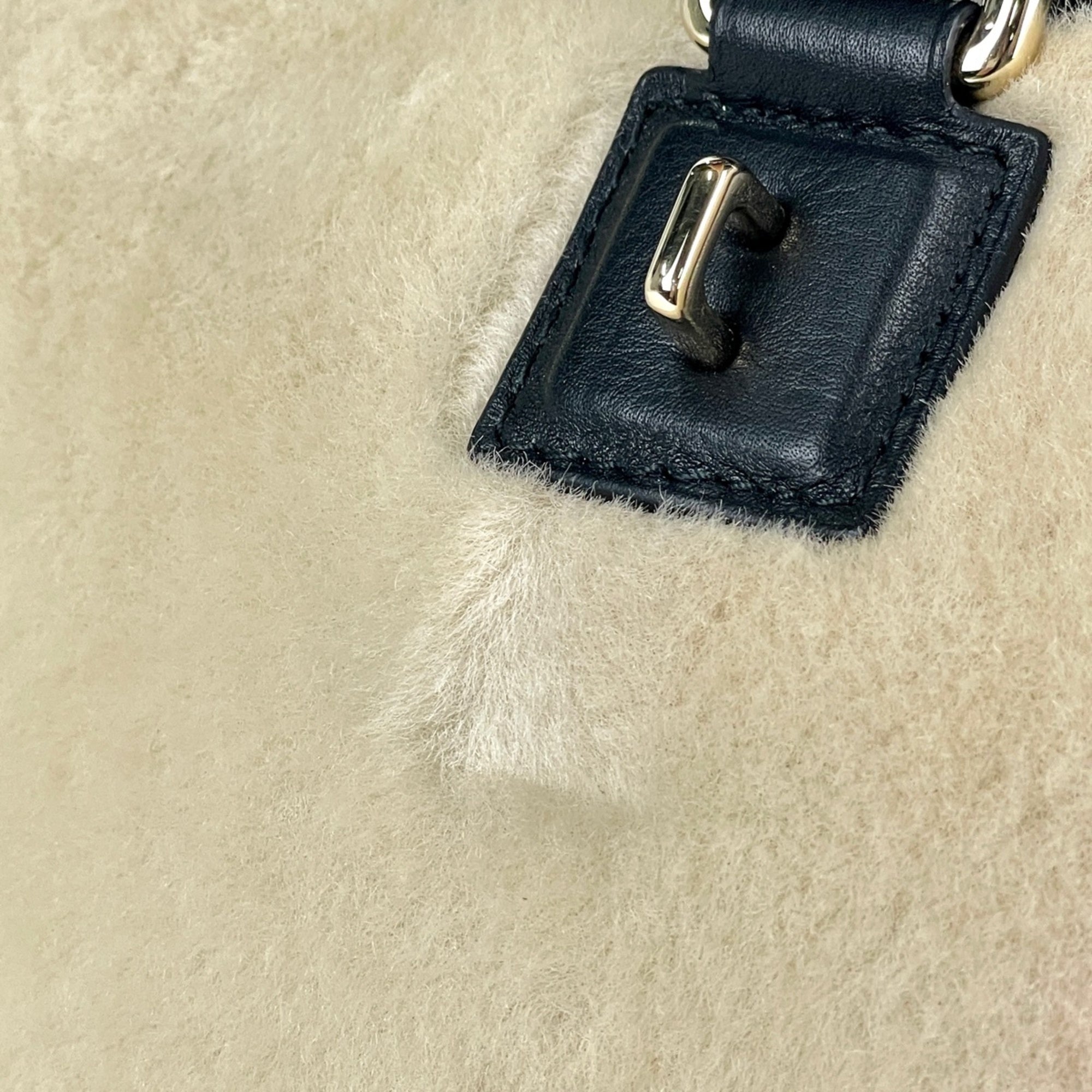 Loewe Amazona Black Ivory Leather Handbag (Pre-Owned)
