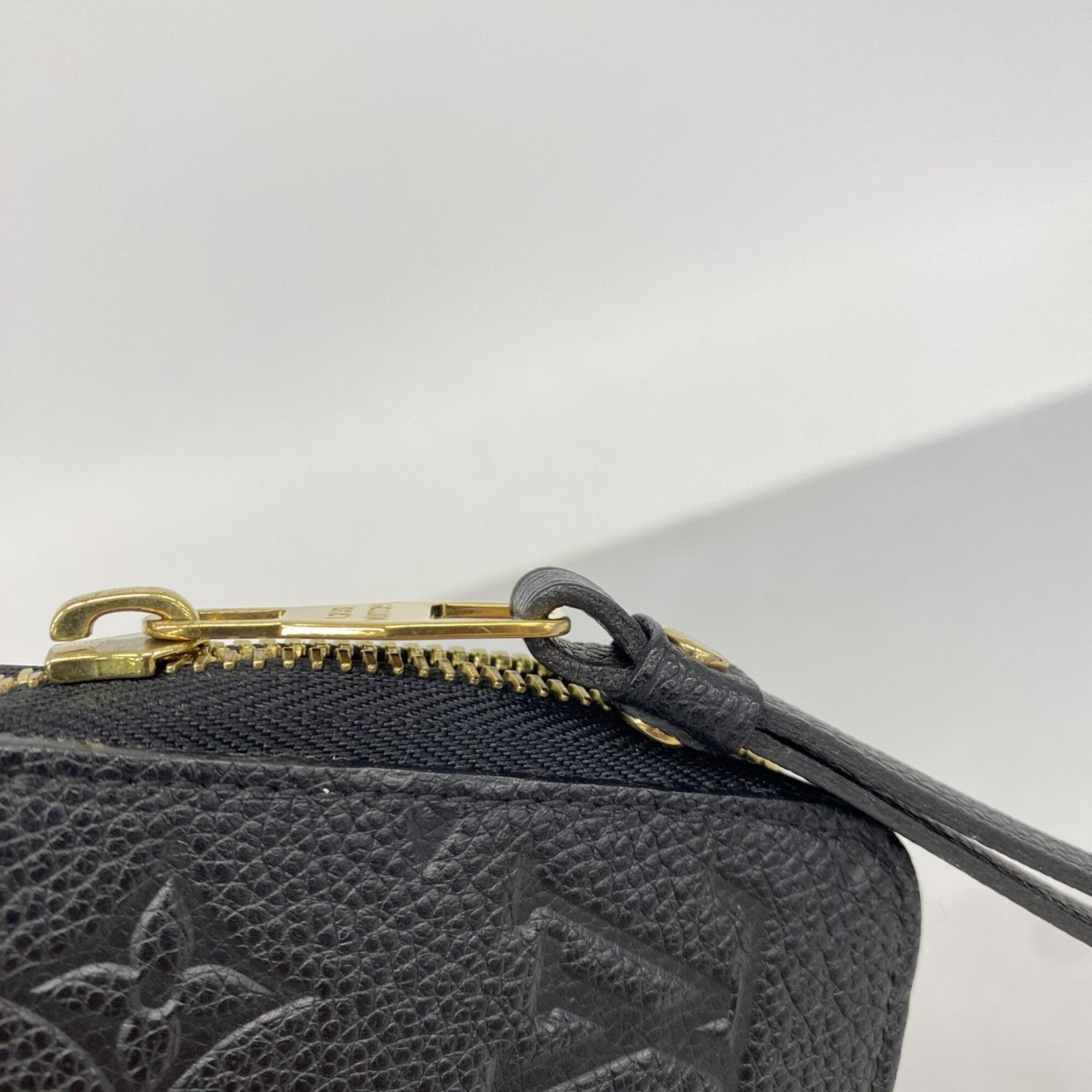Louis Vuitton Noir Long Wallet (Bi-Fold) (Pre-Owned)