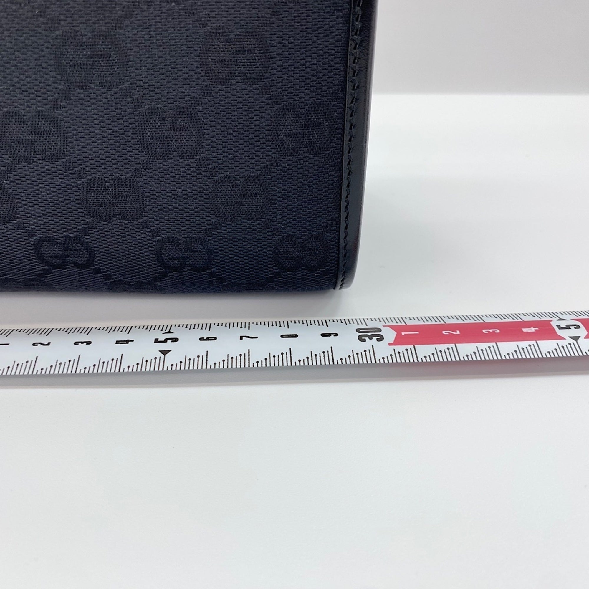 Gucci Black Shoulder Bag (Pre-Owned)