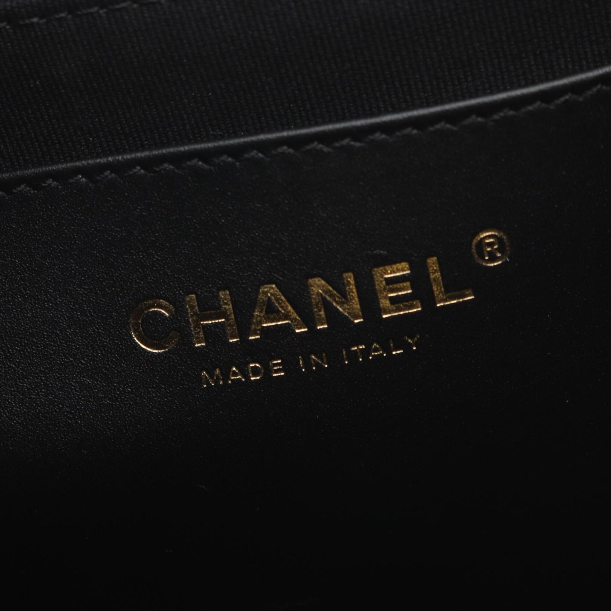 Chanel Matelasse Black Leather Handbag Shoulder Bag (Pre-Owned)