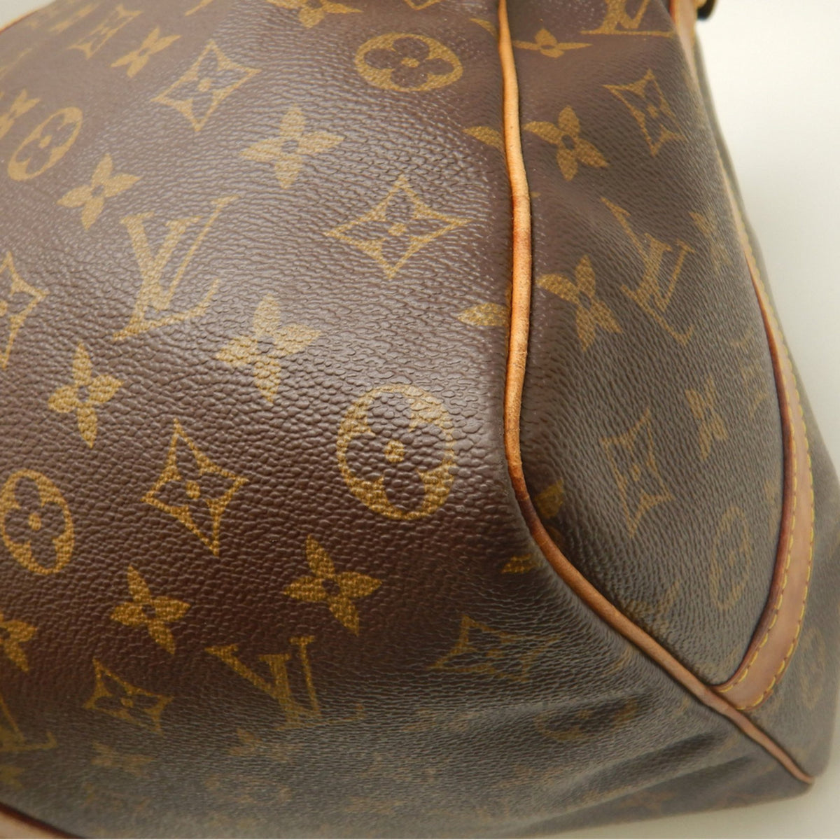 Louis Vuitton Brown Monogram Boston Bag (Pre-Owned)