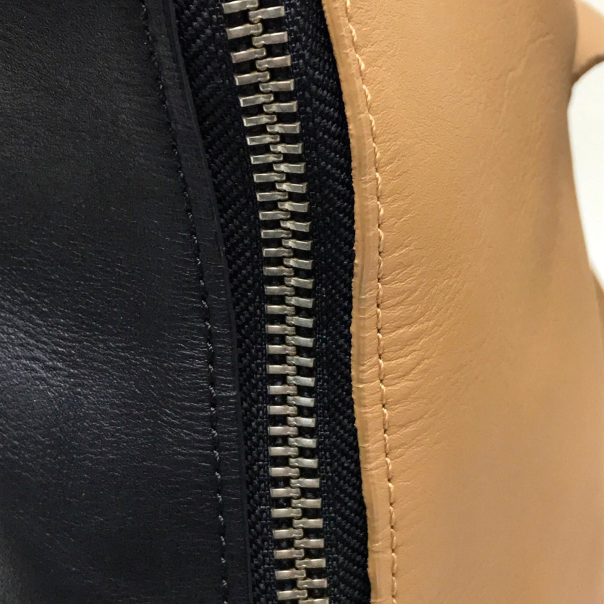 3.1 Phillip Lim Beige Black Leather Handbag Tote Bag (Pre-Owned)