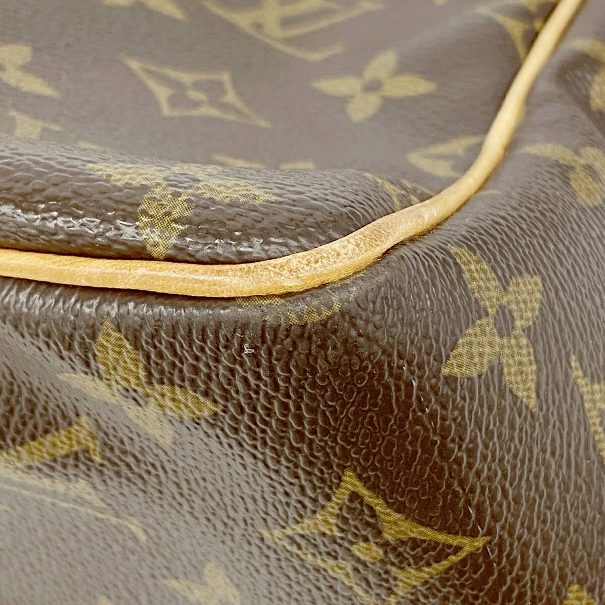 Louis Vuitton Brown Tote Bag (Pre-Owned)