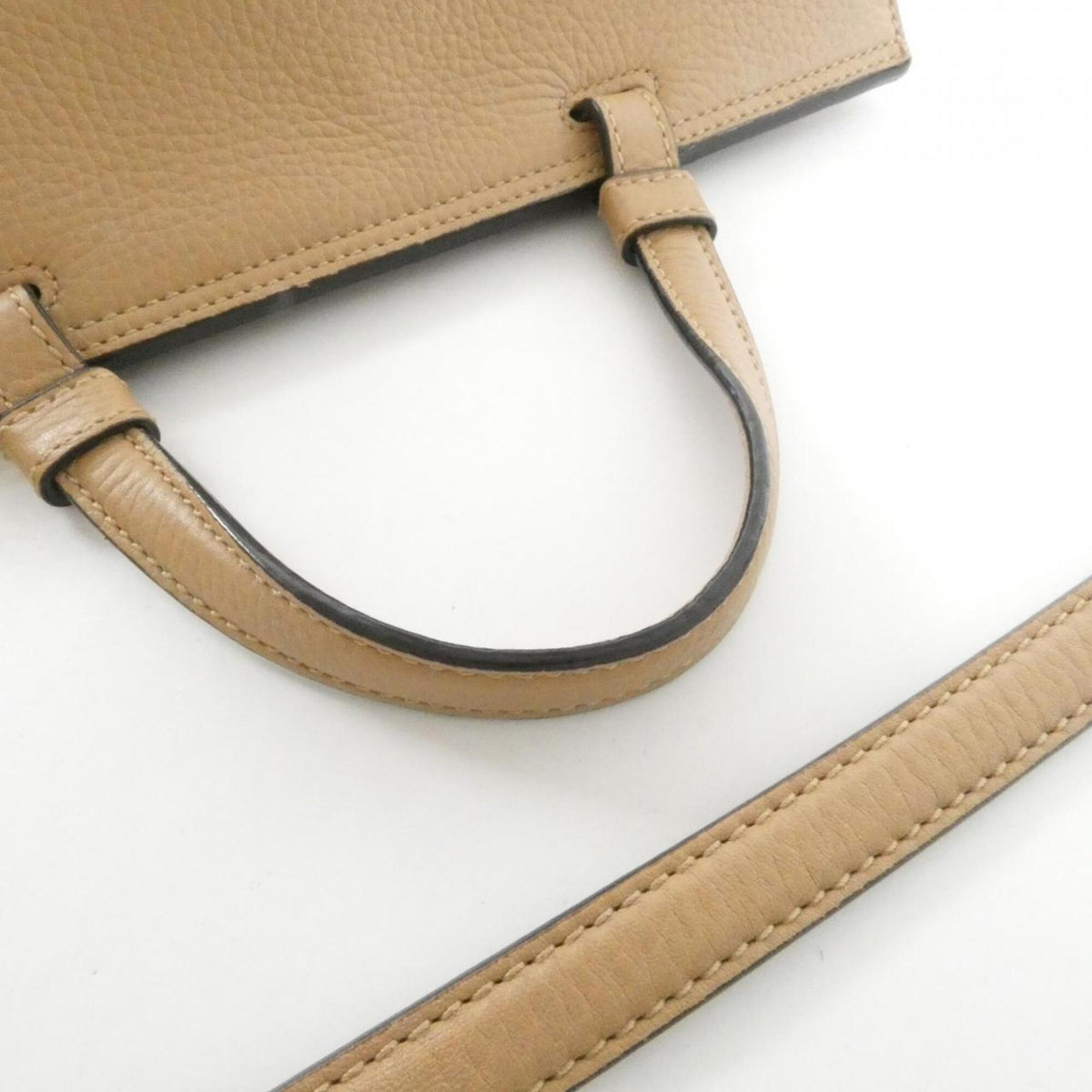 Gucci Beige Leather Handbag (Pre-Owned)