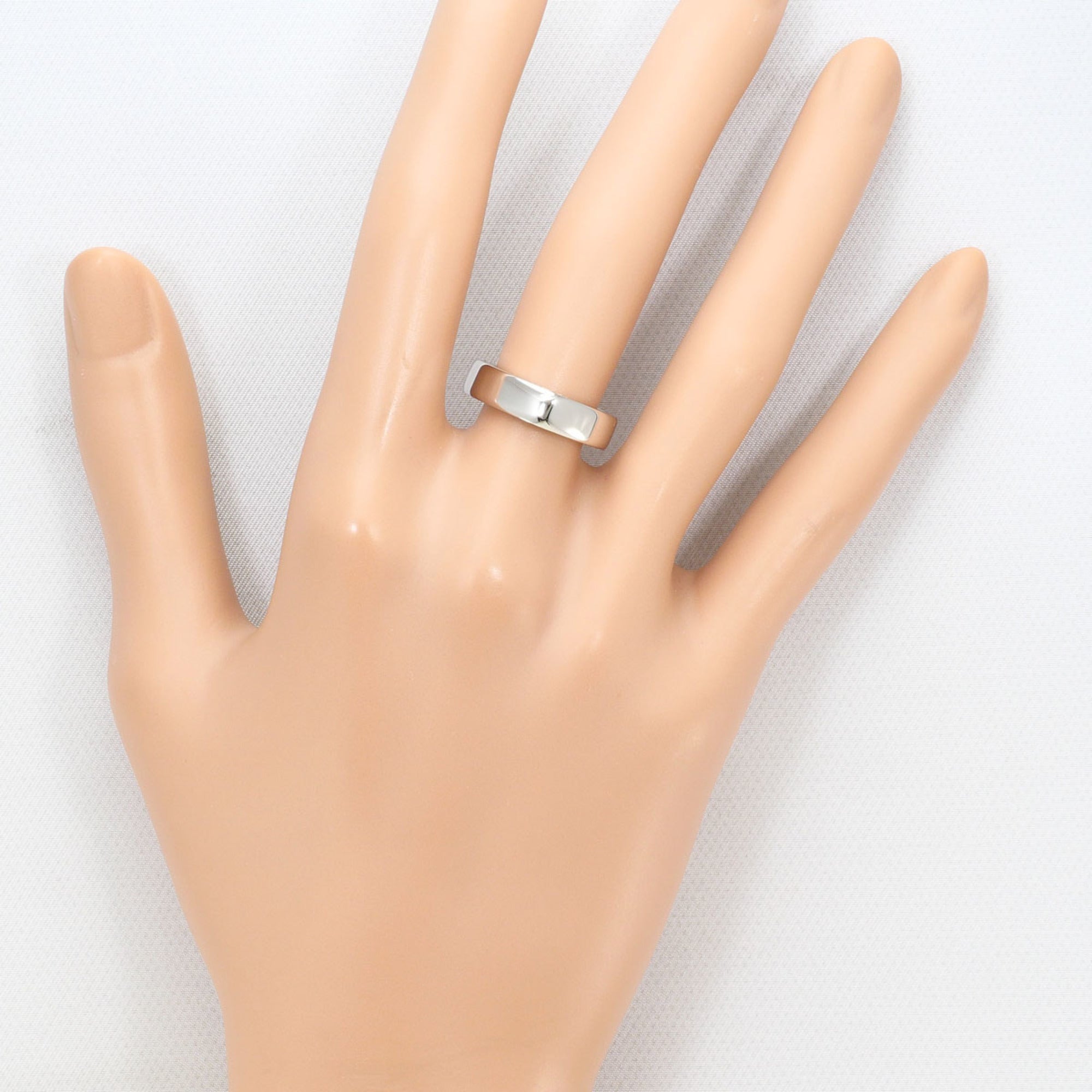Unbranded Platinum Platinum 900 Band Ring (Pre-Owned)