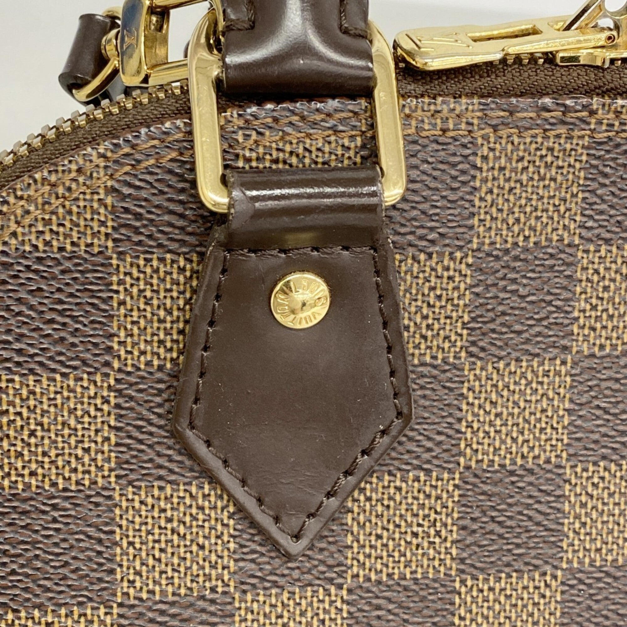 Louis Vuitton Ebene Handbag (Pre-Owned)