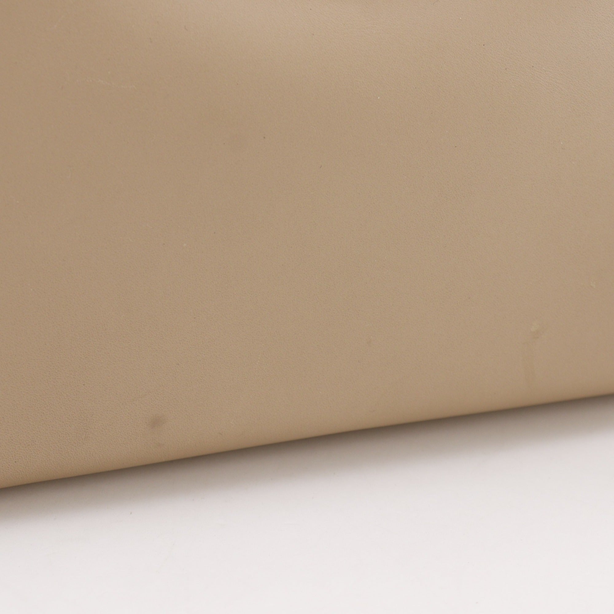 Salvatore Ferragamo Beige Leather Tote Bag (Pre-Owned)