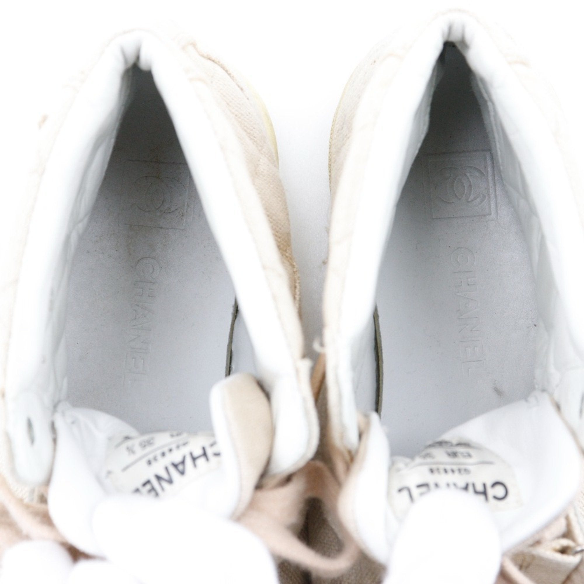 Chanel Beige Sneakers (Pre-Owned)