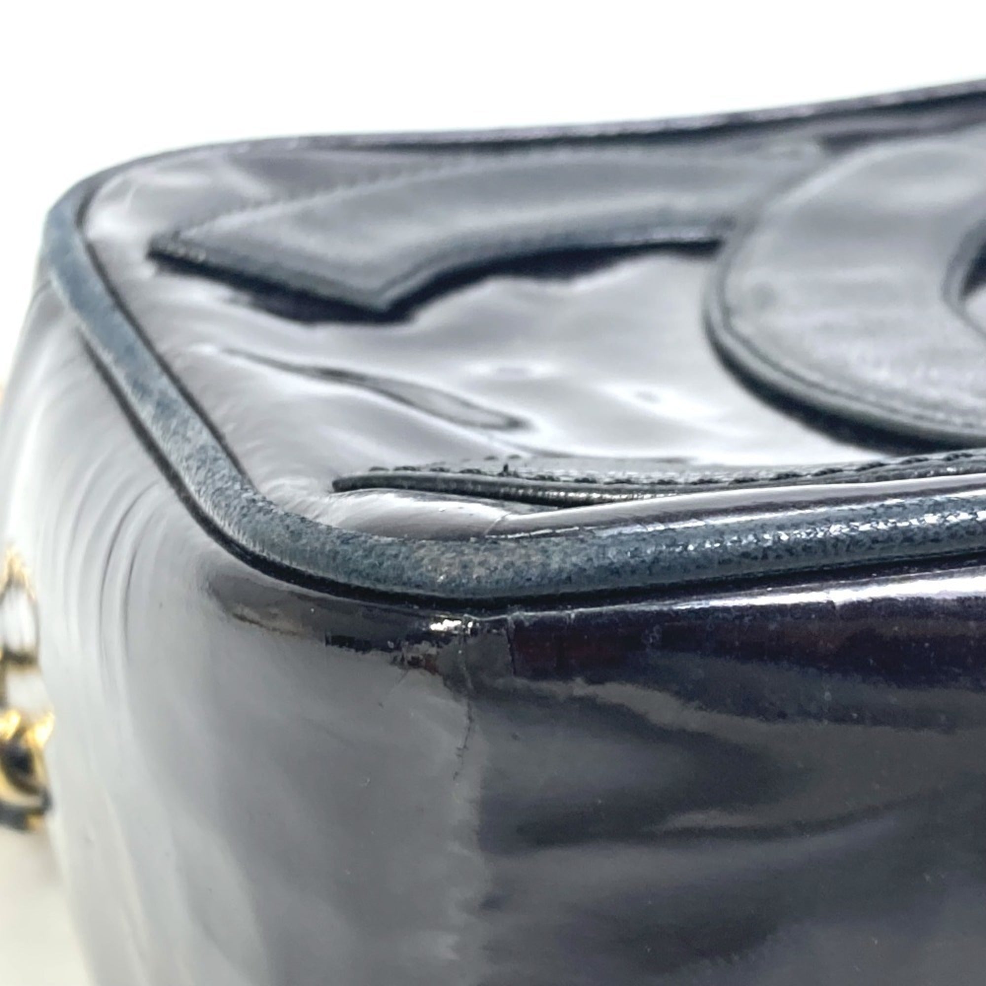 Chanel Black Leather Pochette Shoulder Bag (Pre-Owned)