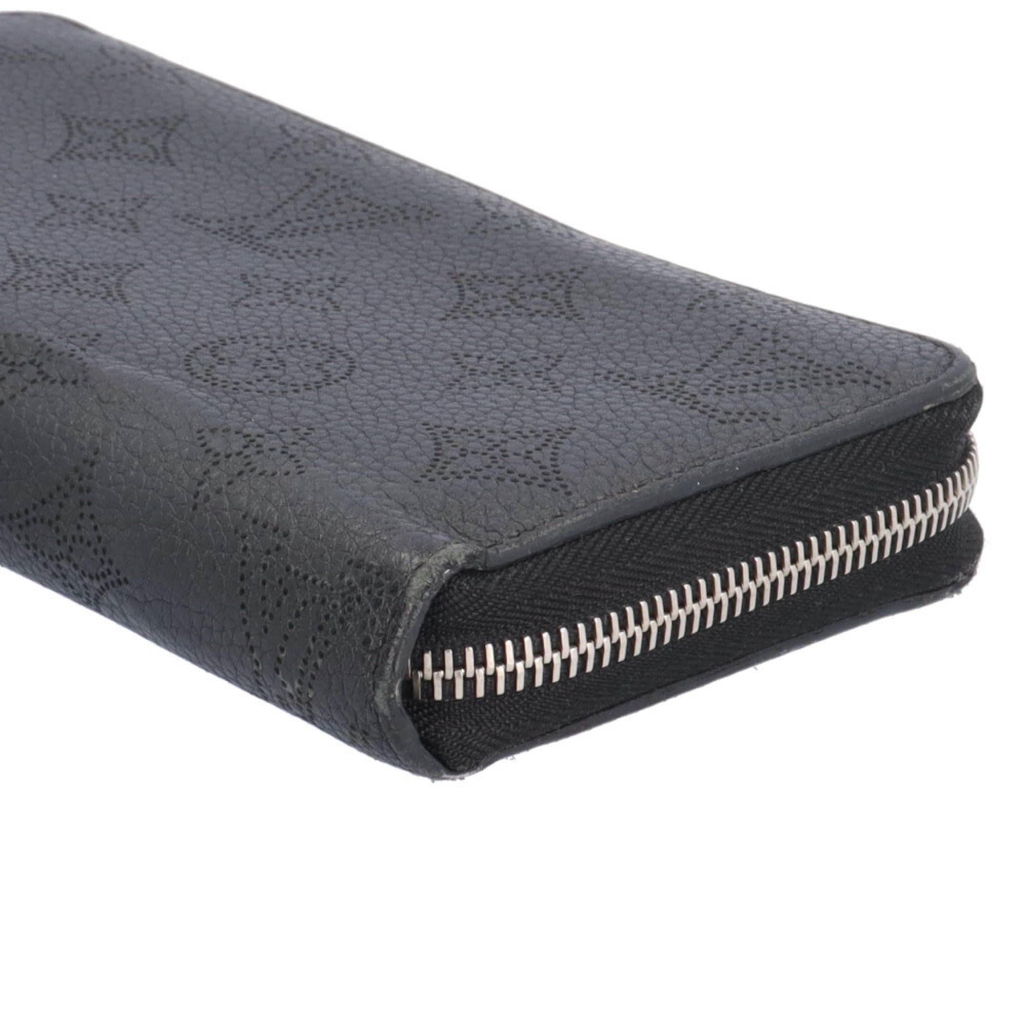 Louis Vuitton Black Mahina Leather Long Wallet (Bi-Fold) (Pre-Owned)