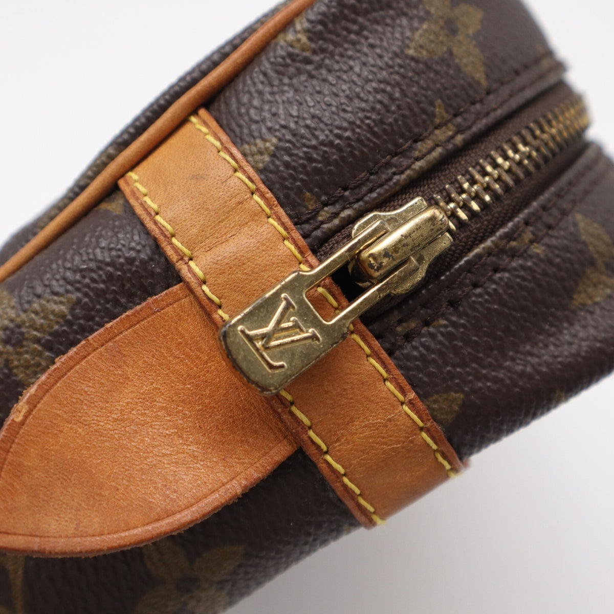 Louis Vuitton Monogram Beige Brown Coated Canvas Leather Clutch Bag (Pre-Owned)