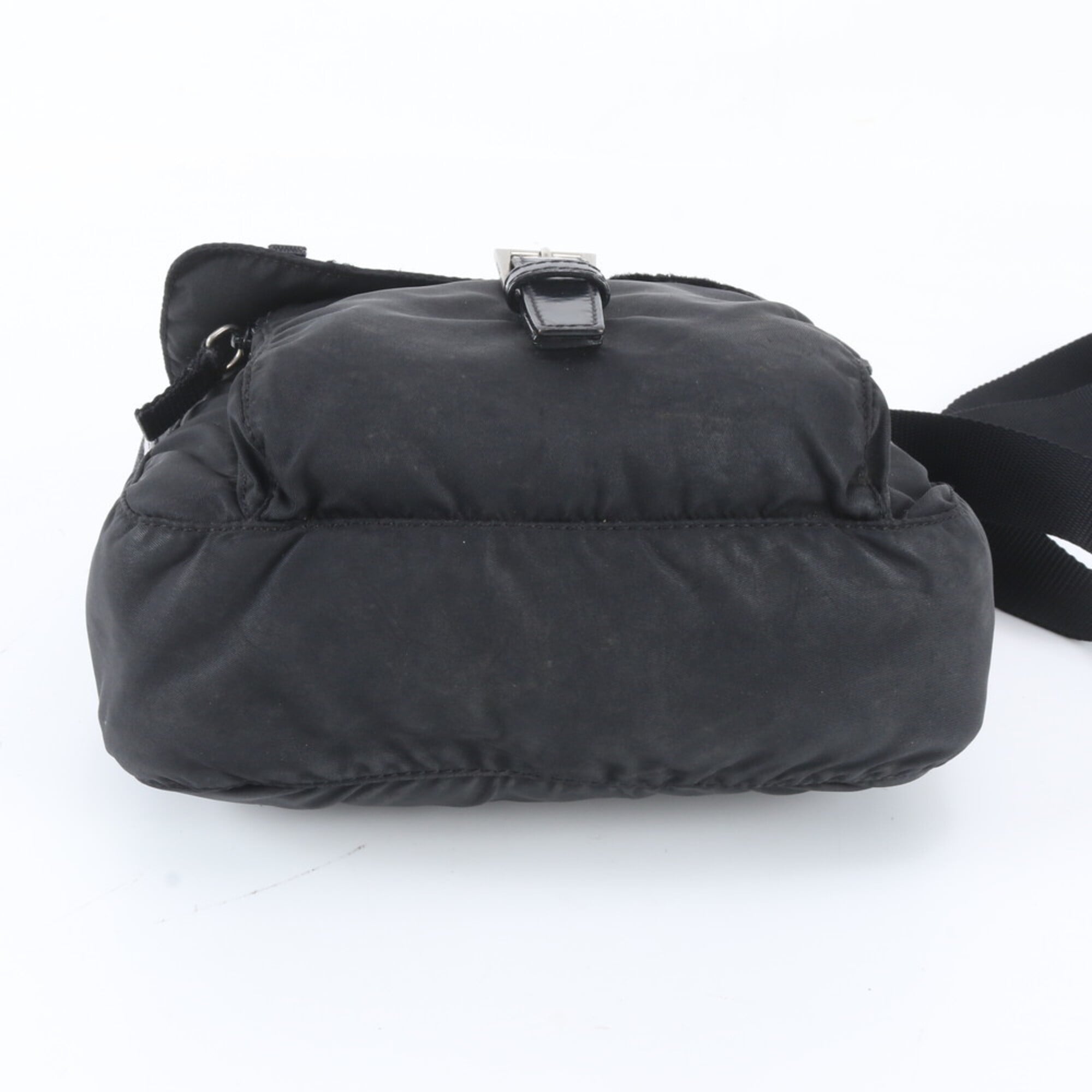 Prada Black White Nylon Leather Shoulder Bag (Pre-Owned)