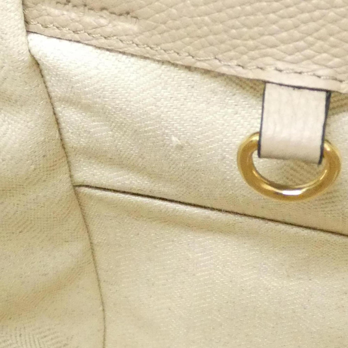Loewe Beige Leather Shoulder Bag (Pre-Owned)