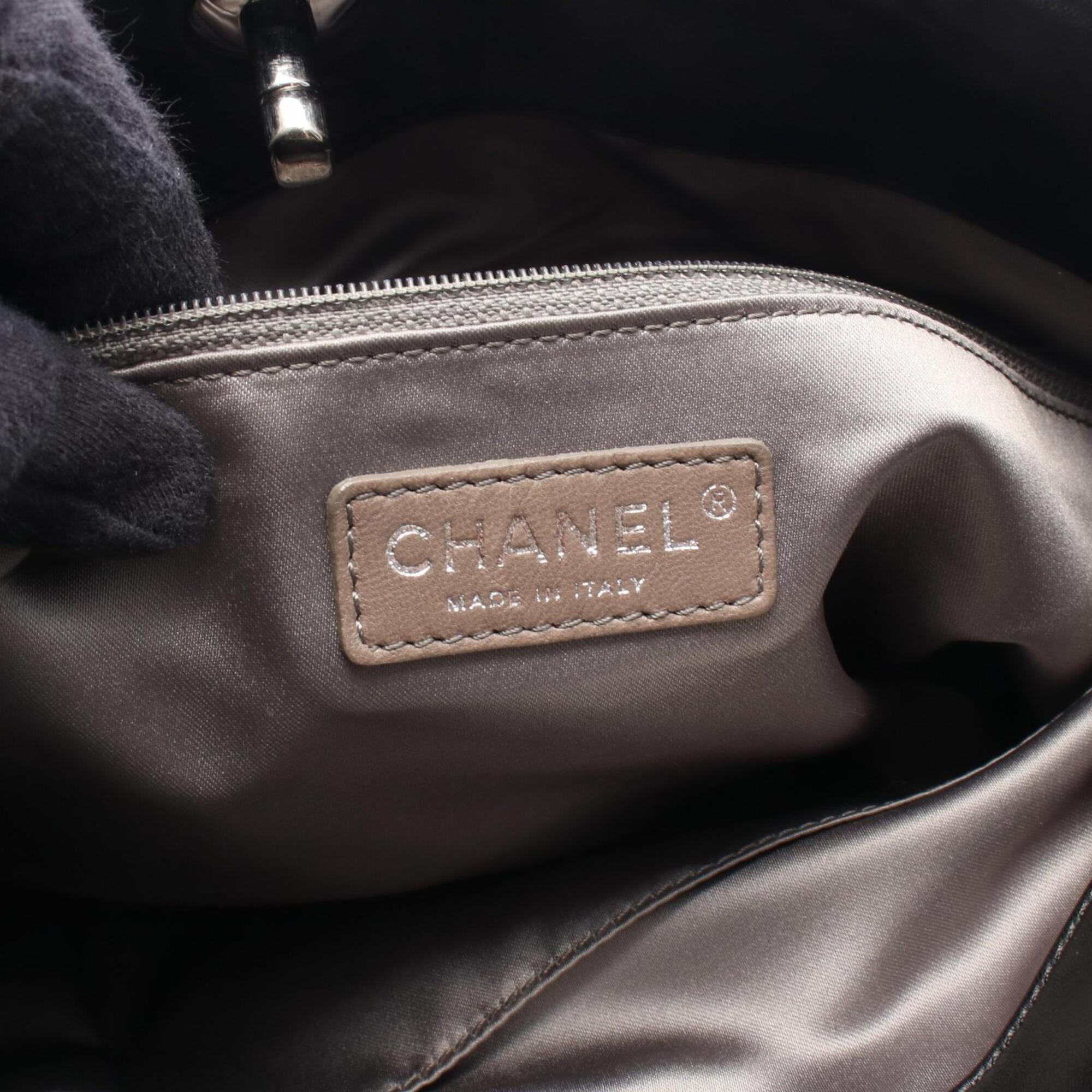 Chanel Black Leather Handbag Tote Bag (Pre-Owned)