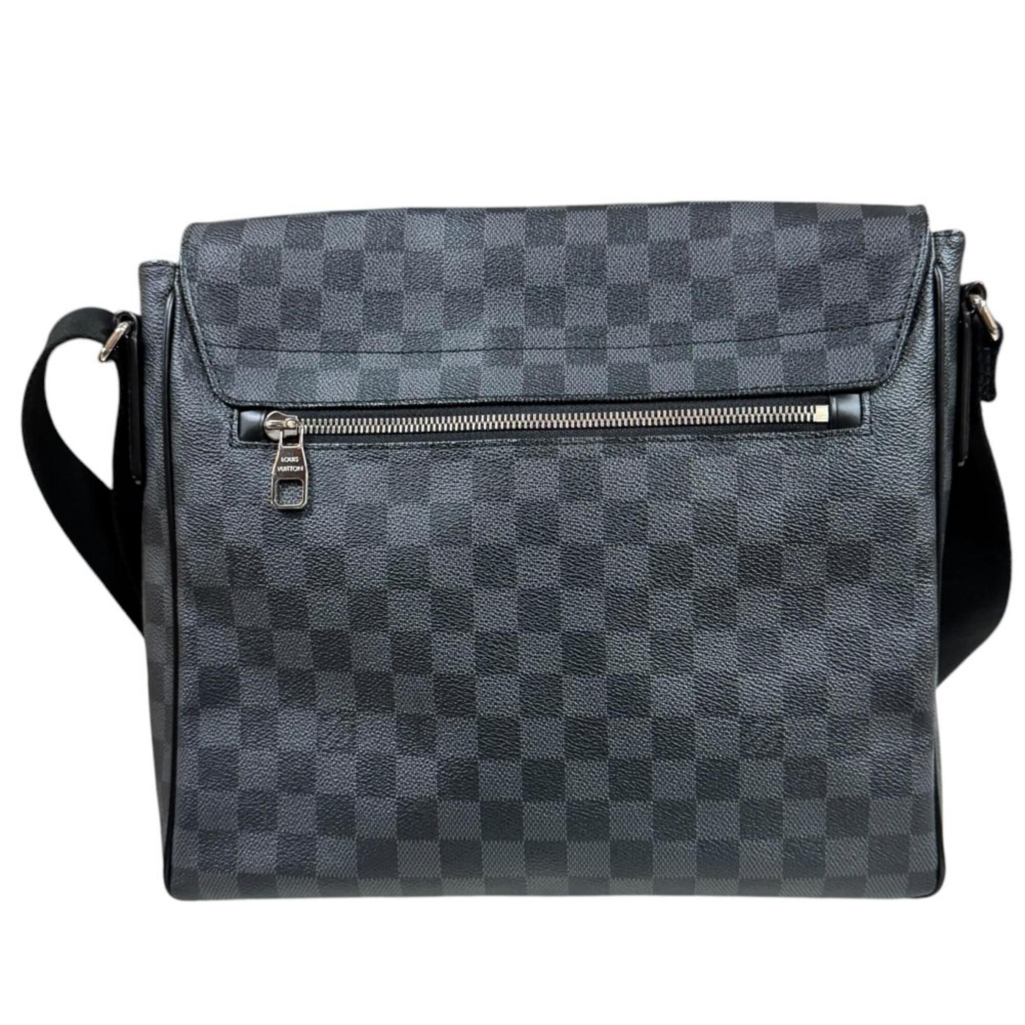 Louis Vuitton Damier Graphite Black Gray Damier Graphite Shoulder Bag (Pre-Owned)