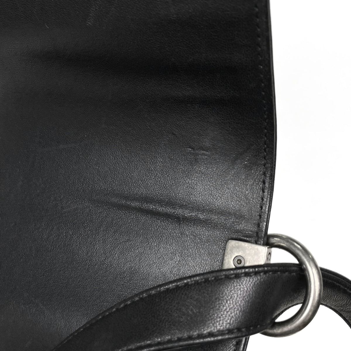 Chanel Black Leather Shoulder Bag (Pre-Owned)