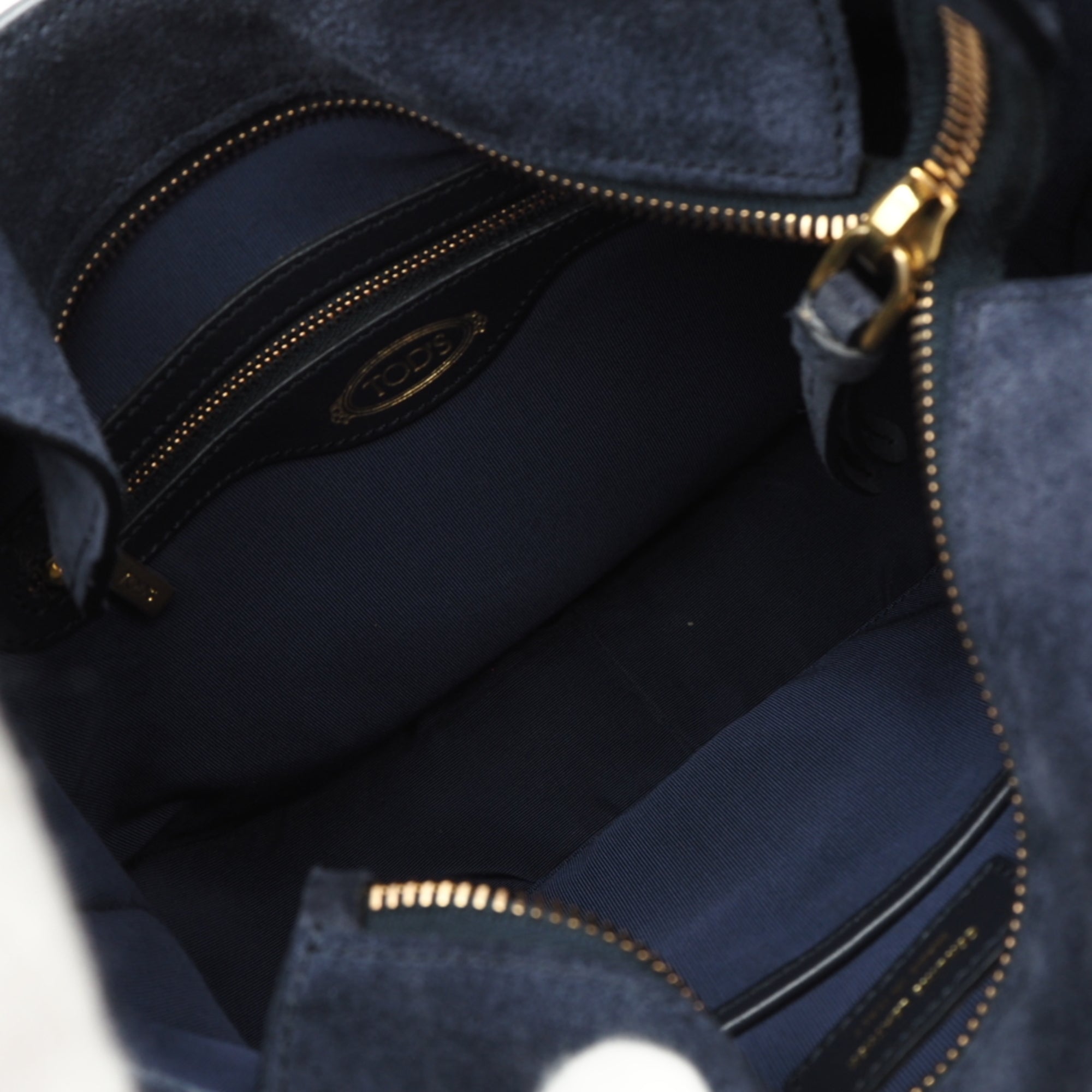 Tod's Navy Leather Handbag Shoulder Bag (Pre-Owned)