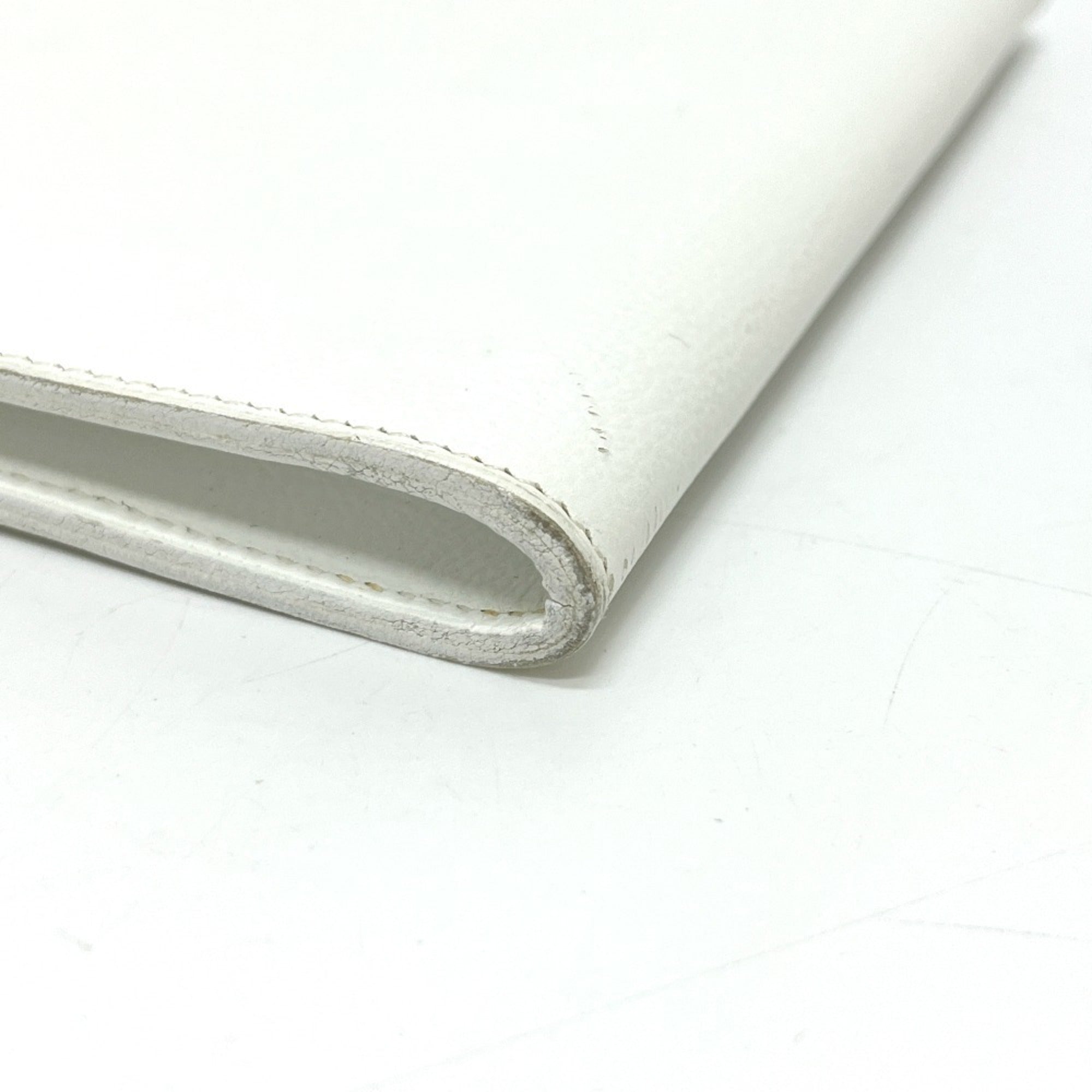 Hermes Onimaitou White Leather Pochette Shoulder Bag (Pre-Owned)