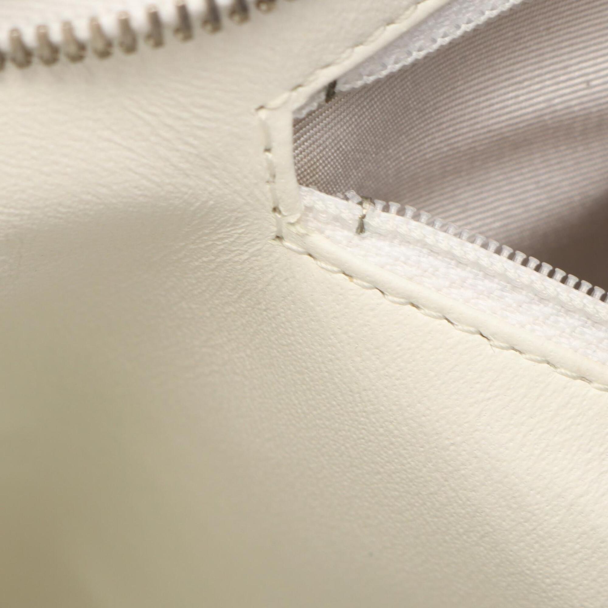 Chanel White Grained Calfskin Handbag Tote Bag (Pre-Owned)