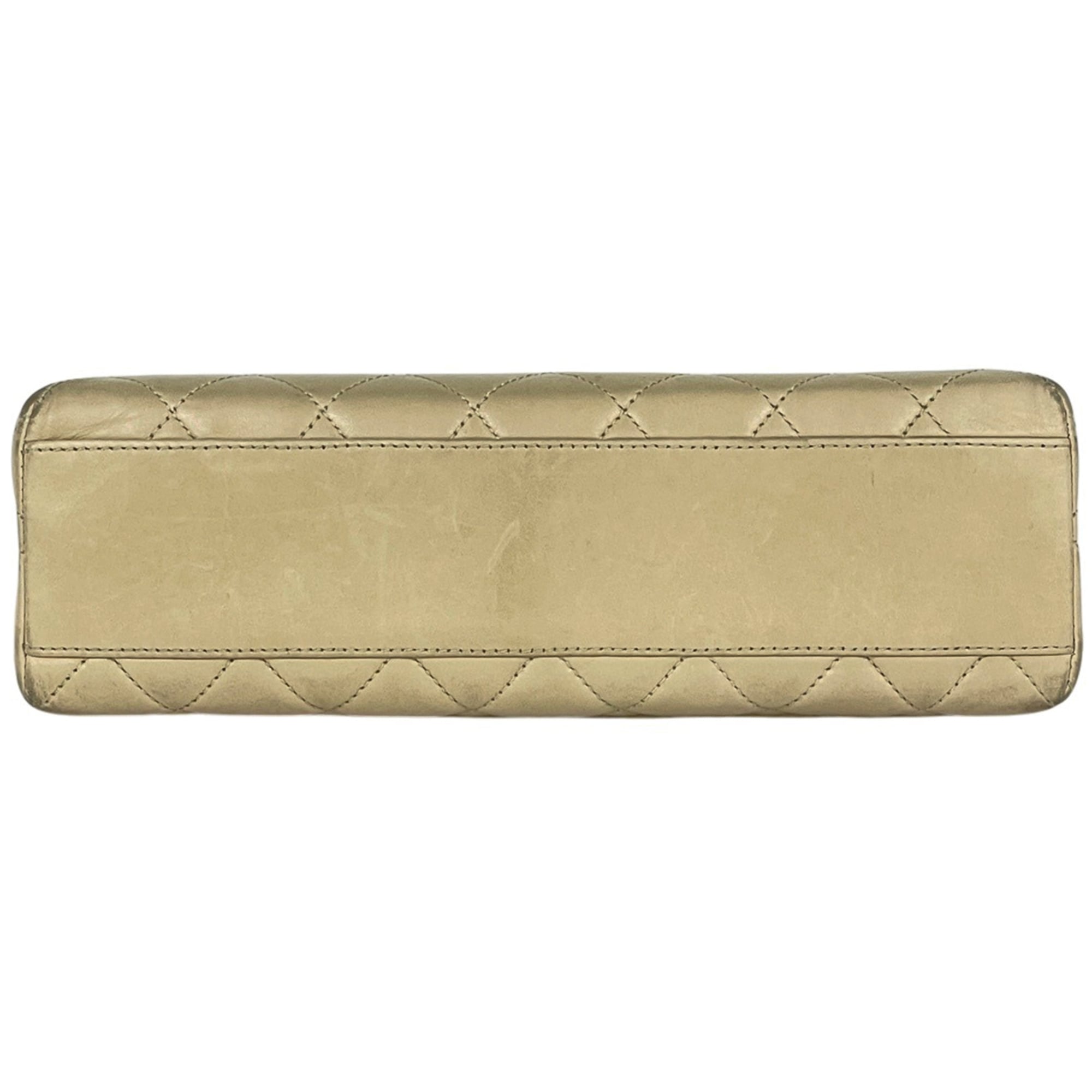 Chanel Beige Leather Handbag (Pre-Owned)