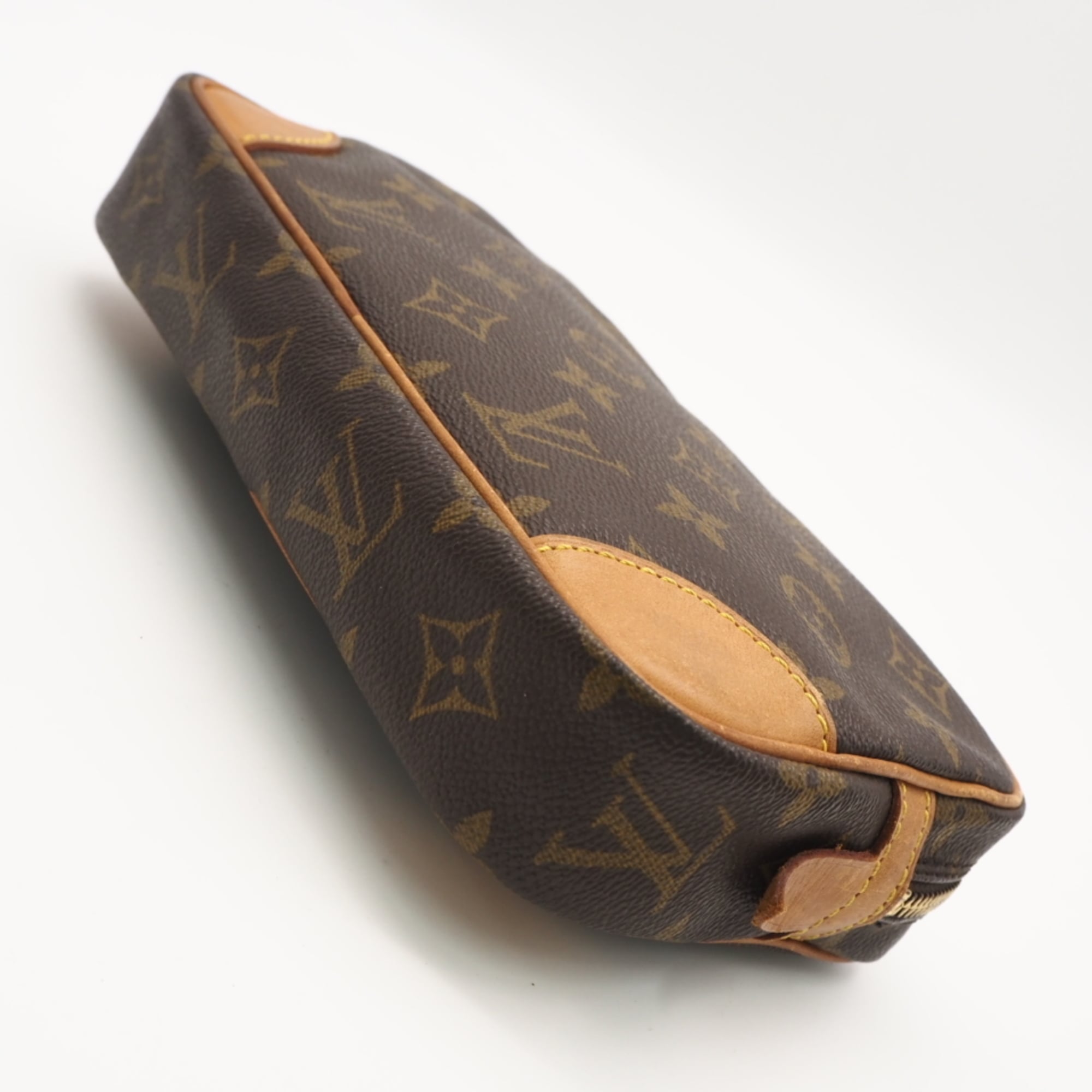 Louis Vuitton Beige Brown Coated Canvas Leather Clutch Bag (Pre-Owned)