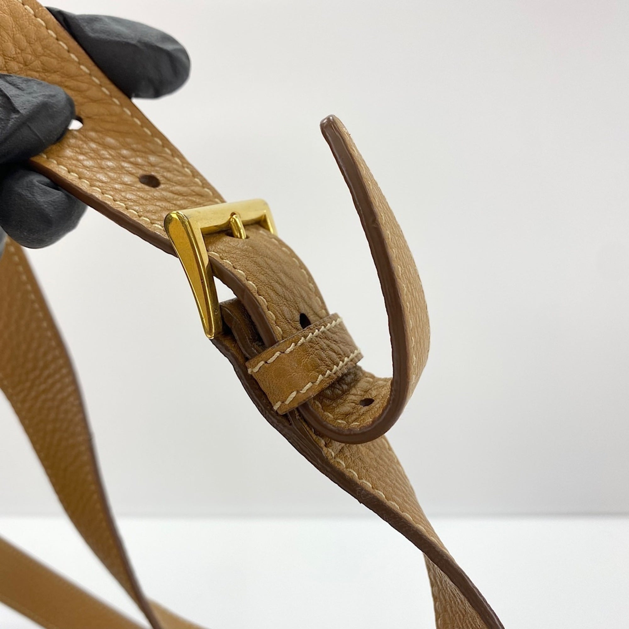 Prada Brown Leather Shoulder Bag (Pre-Owned)