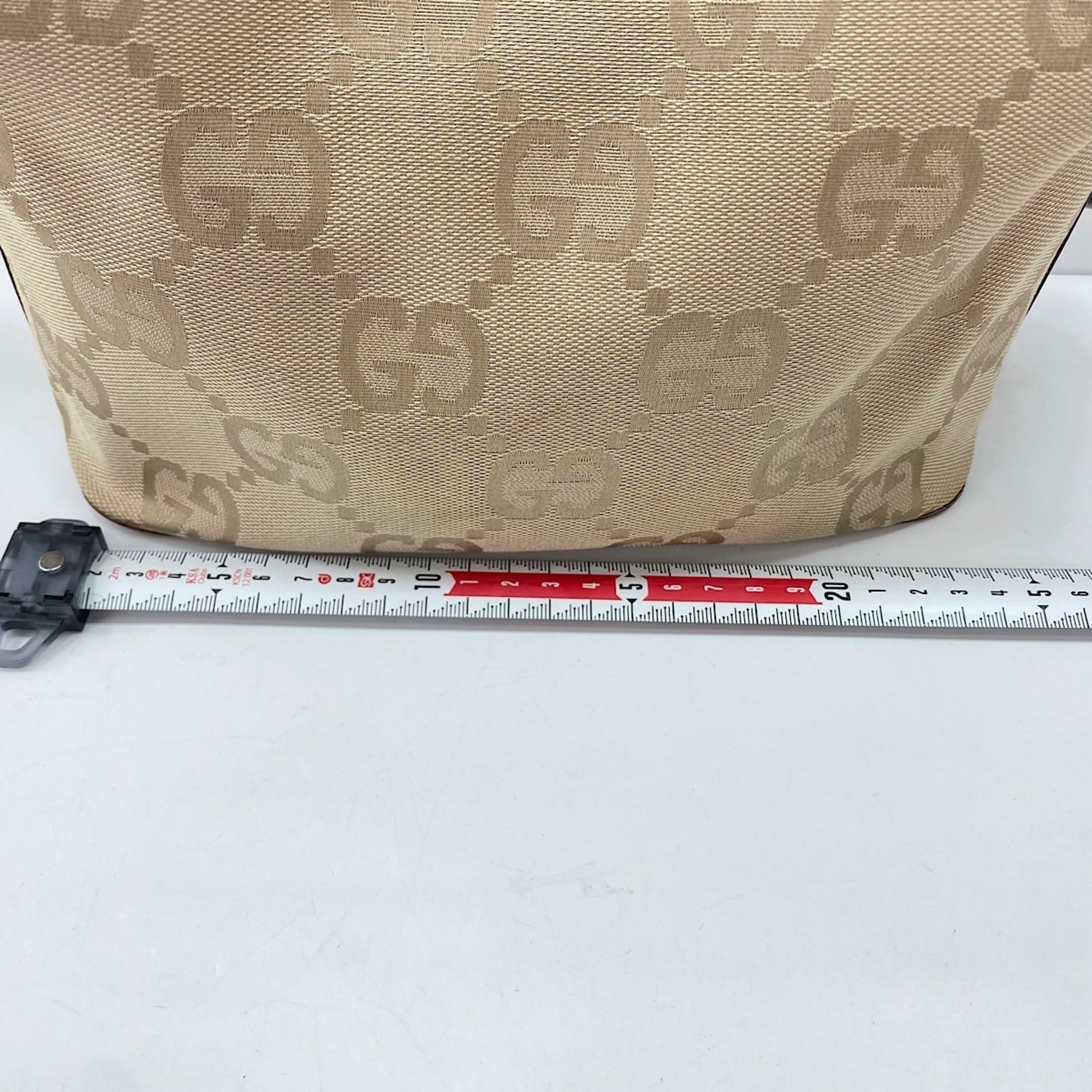 Gucci Beige Shoulder Bag (Pre-Owned)