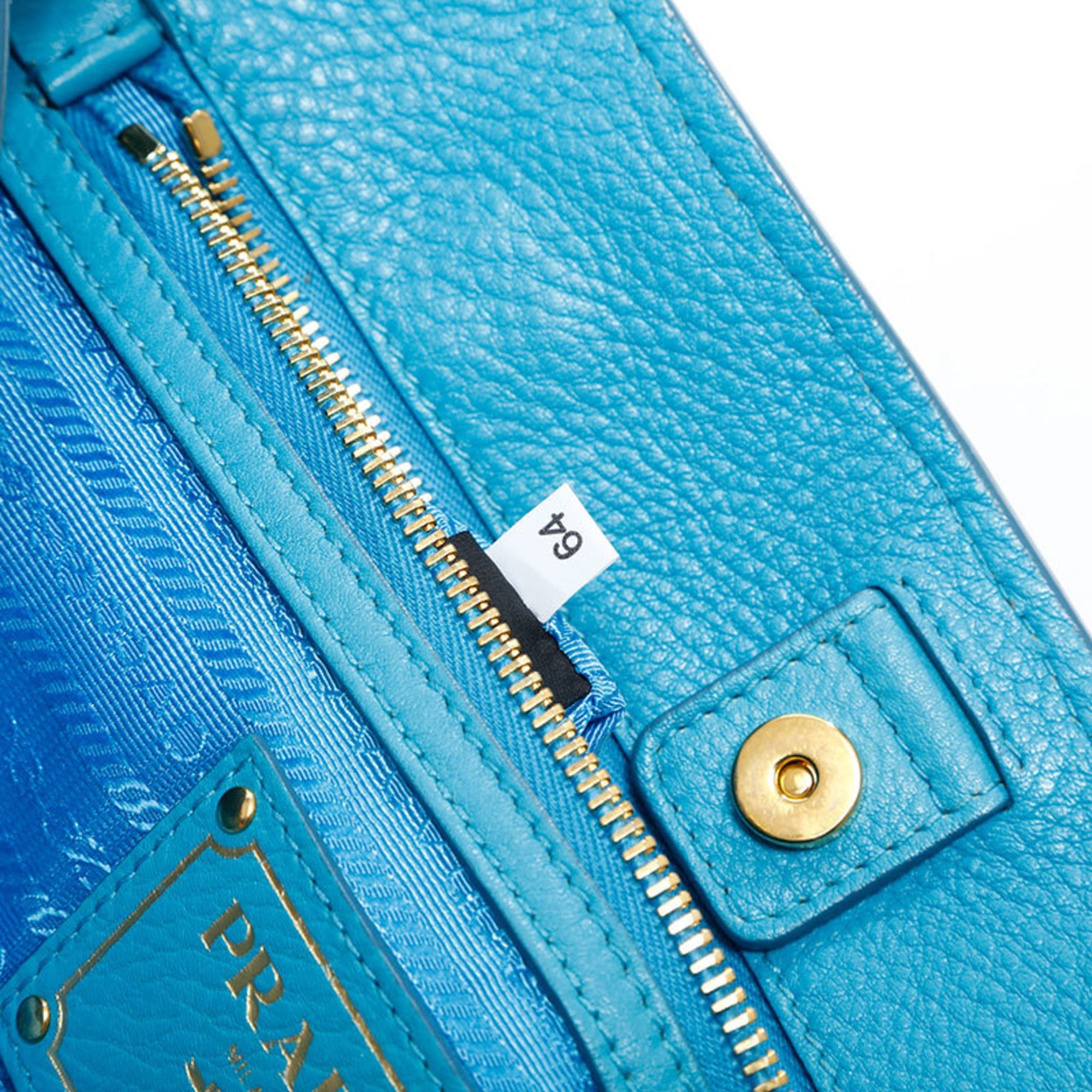 Prada Blue Leather Handbag (Pre-Owned)