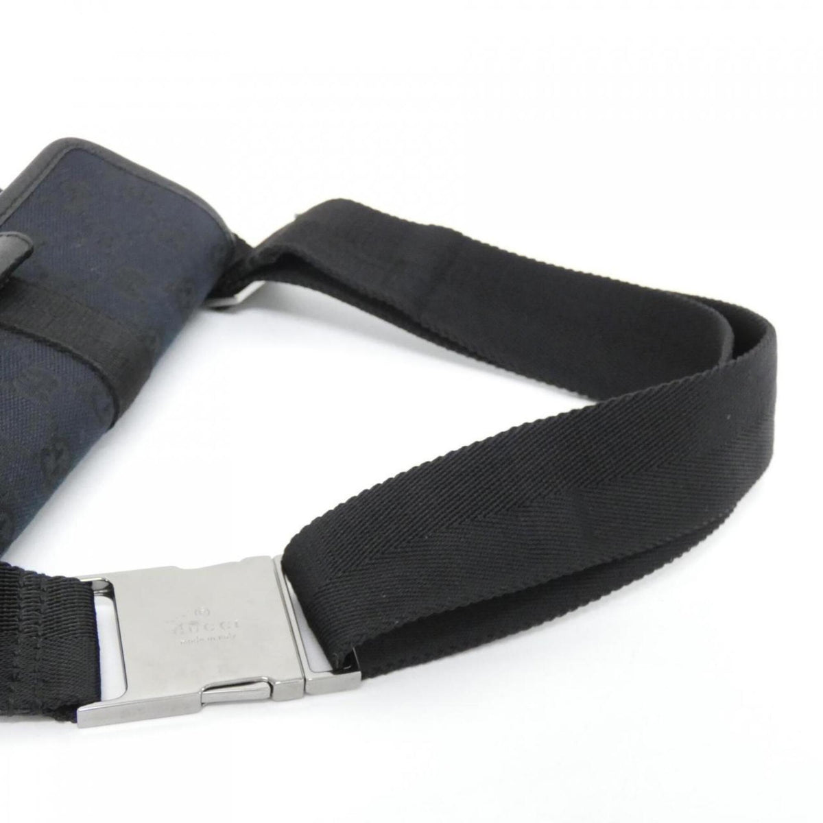 Gucci Black Gg Canvas Fanny Pack (Pre-Owned)