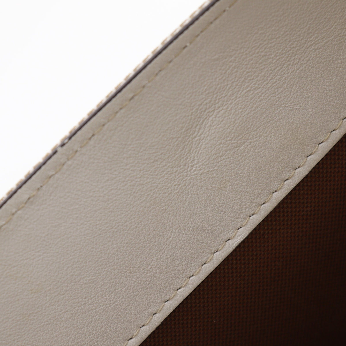 Chloé Beige Canvas Tote Bag (Pre-Owned)