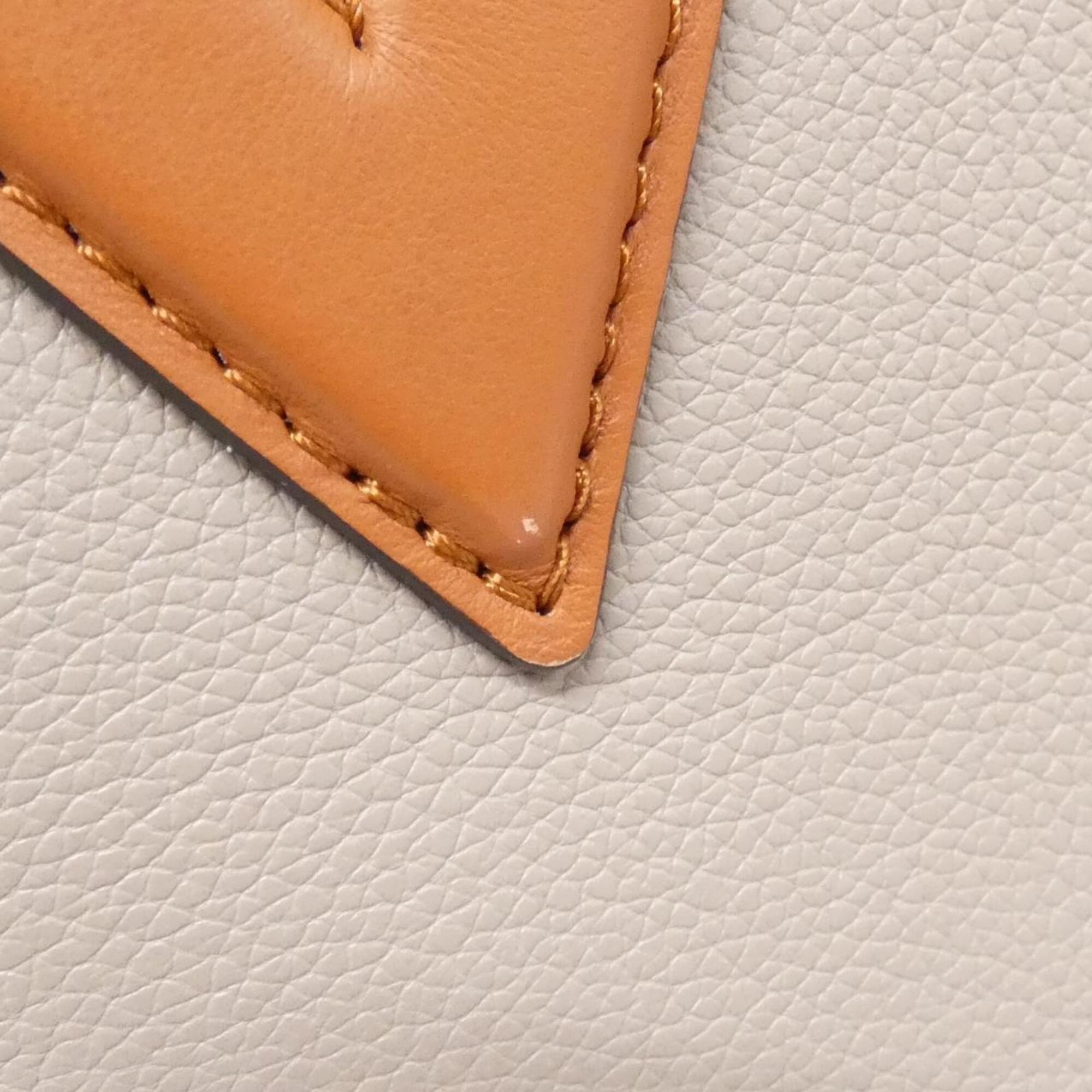 Louis Vuitton Beige Leather Handbag (Pre-Owned)