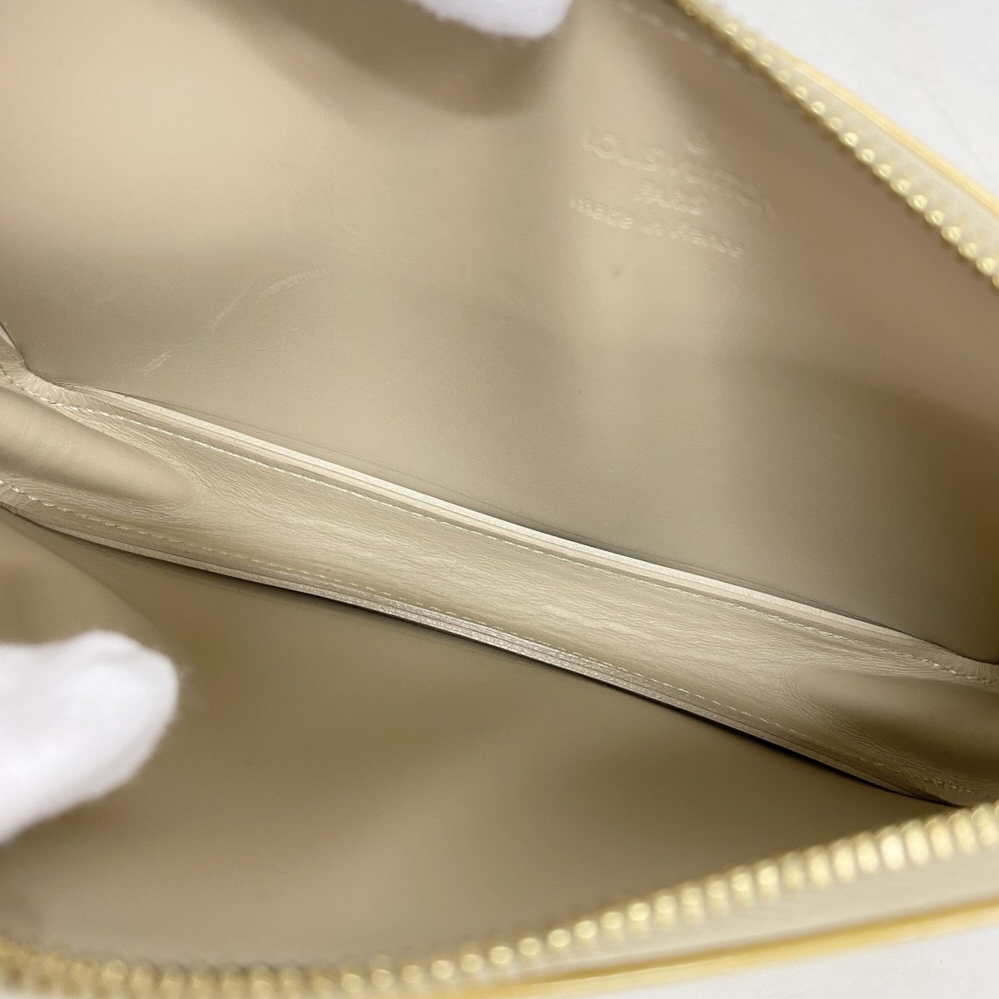 Louis Vuitton Beige Pouch (Pre-Owned)