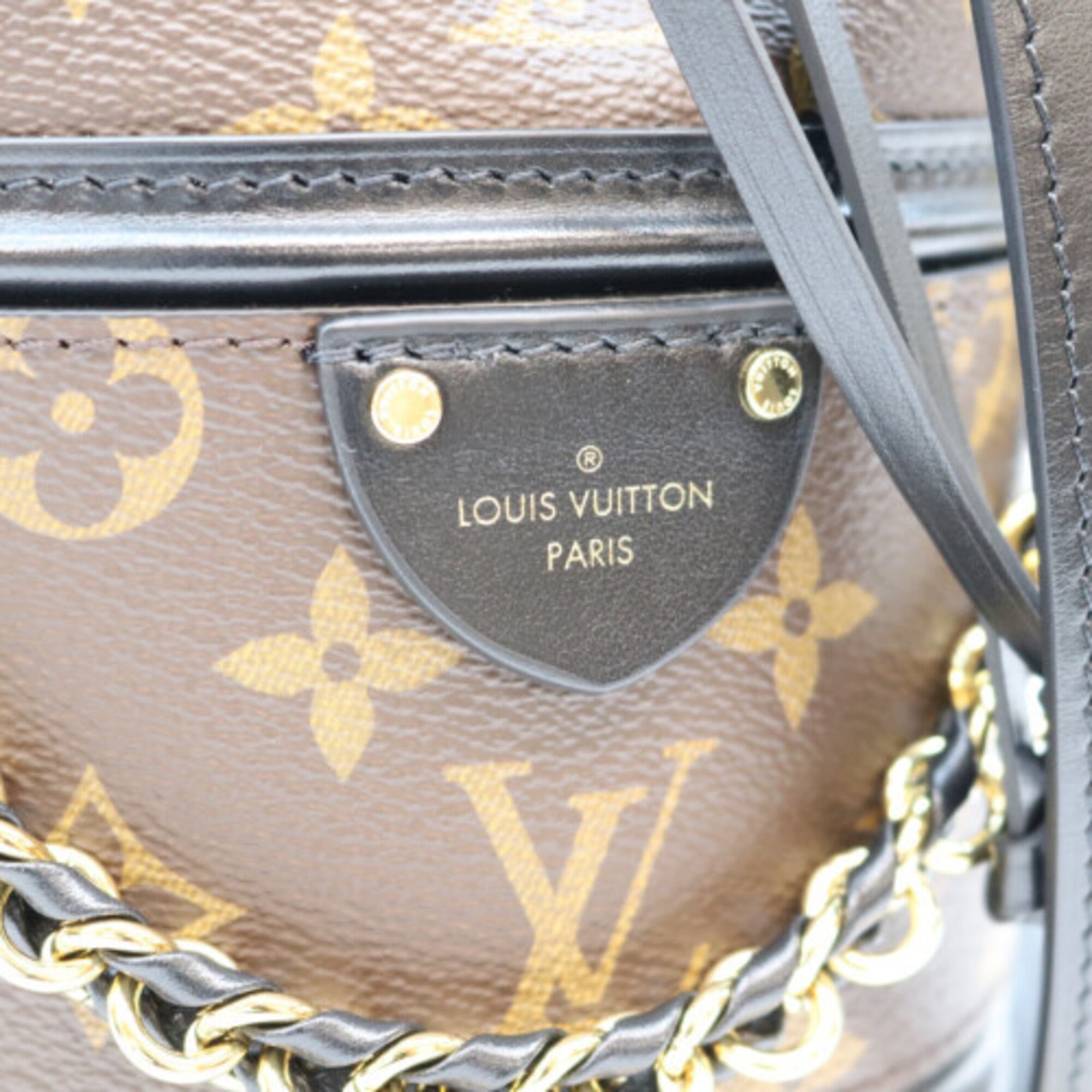 Louis Vuitton Brown Monogram Shoulder Bag (Pre-Owned)