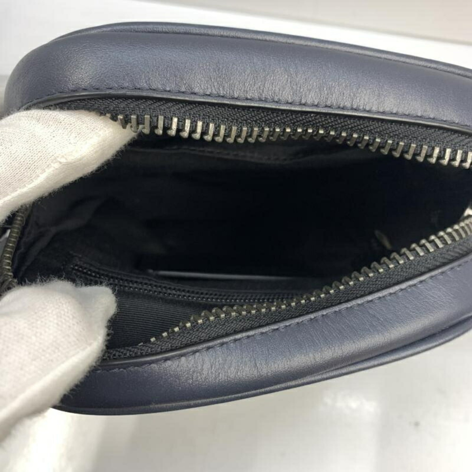 Coach Navy Leather Shoulder Bag (Pre-Owned)