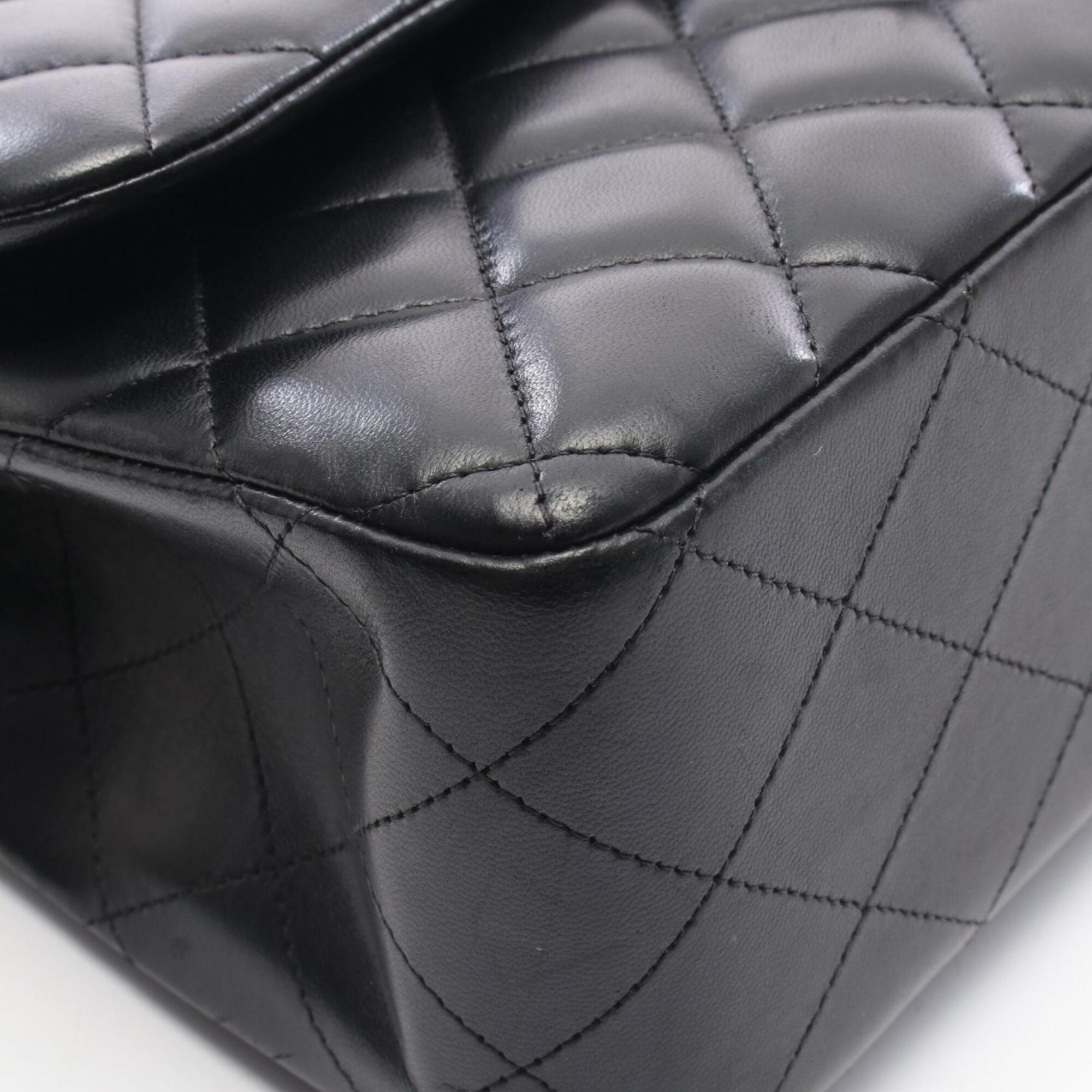 Chanel Black Leather Handbag Shoulder Bag (Pre-Owned)