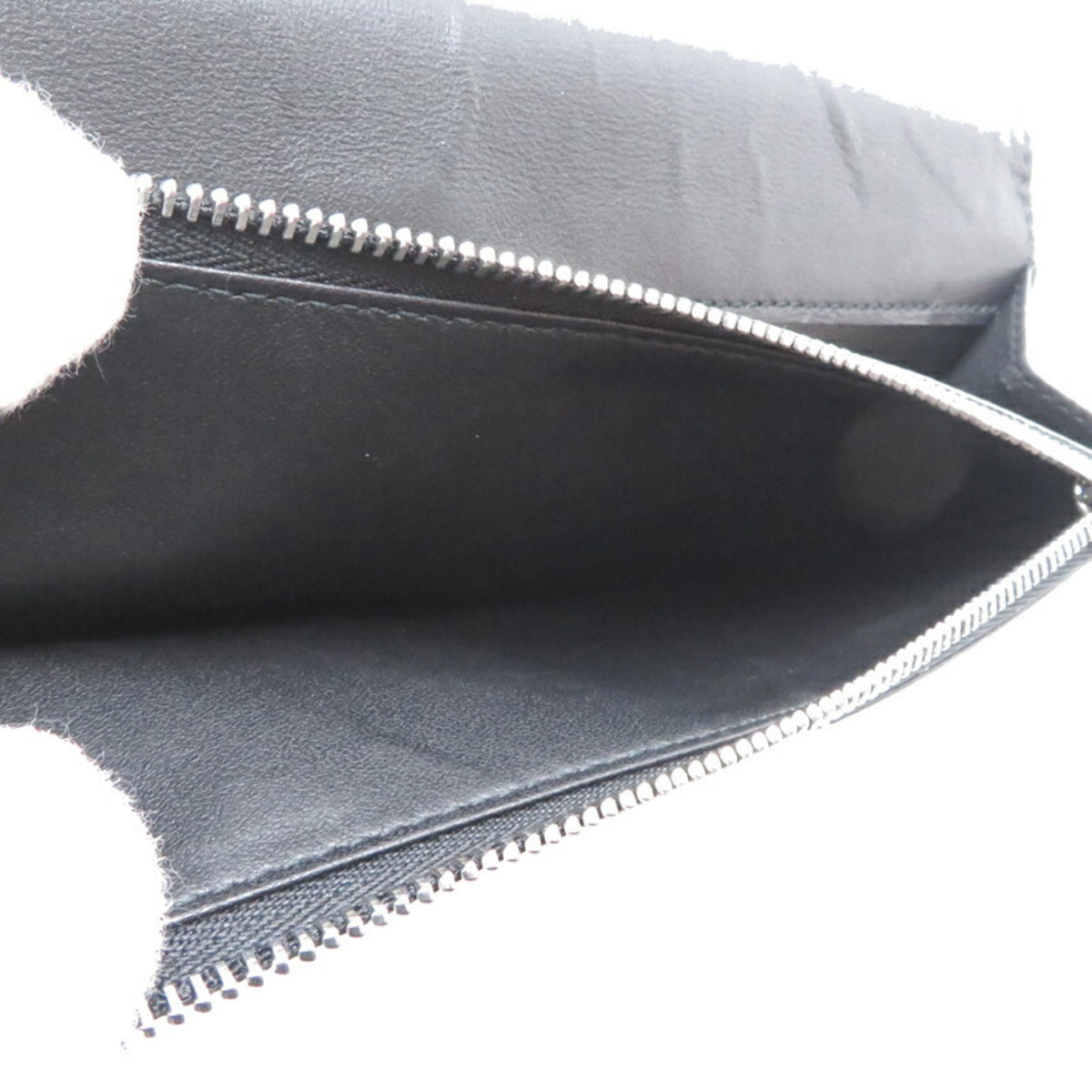 Burberry Black Leather Long Wallet (Bi-Fold) (Pre-Owned)