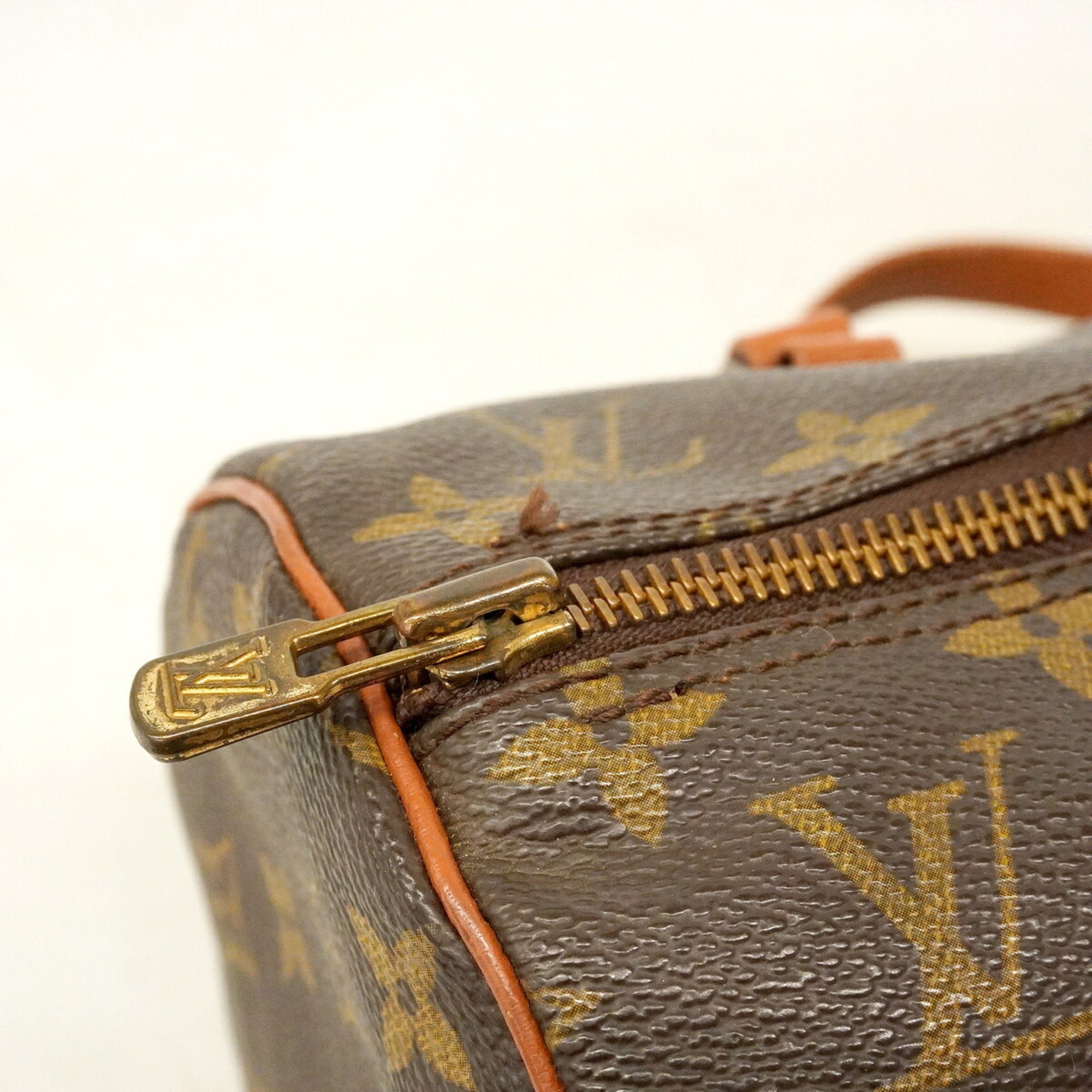 Louis Vuitton Brown Handbag (Pre-Owned)