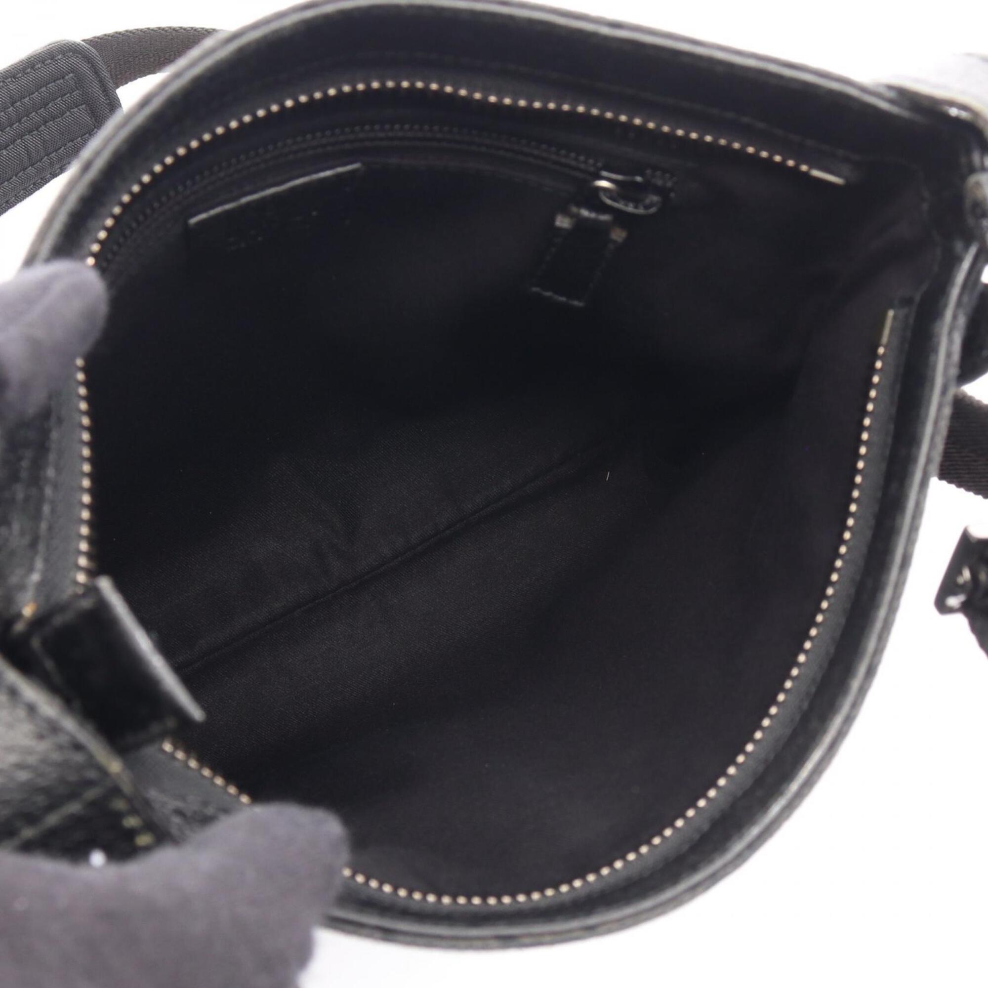 Gucci Black Canvas Leather Handbag Shoulder Bag (Pre-Owned)