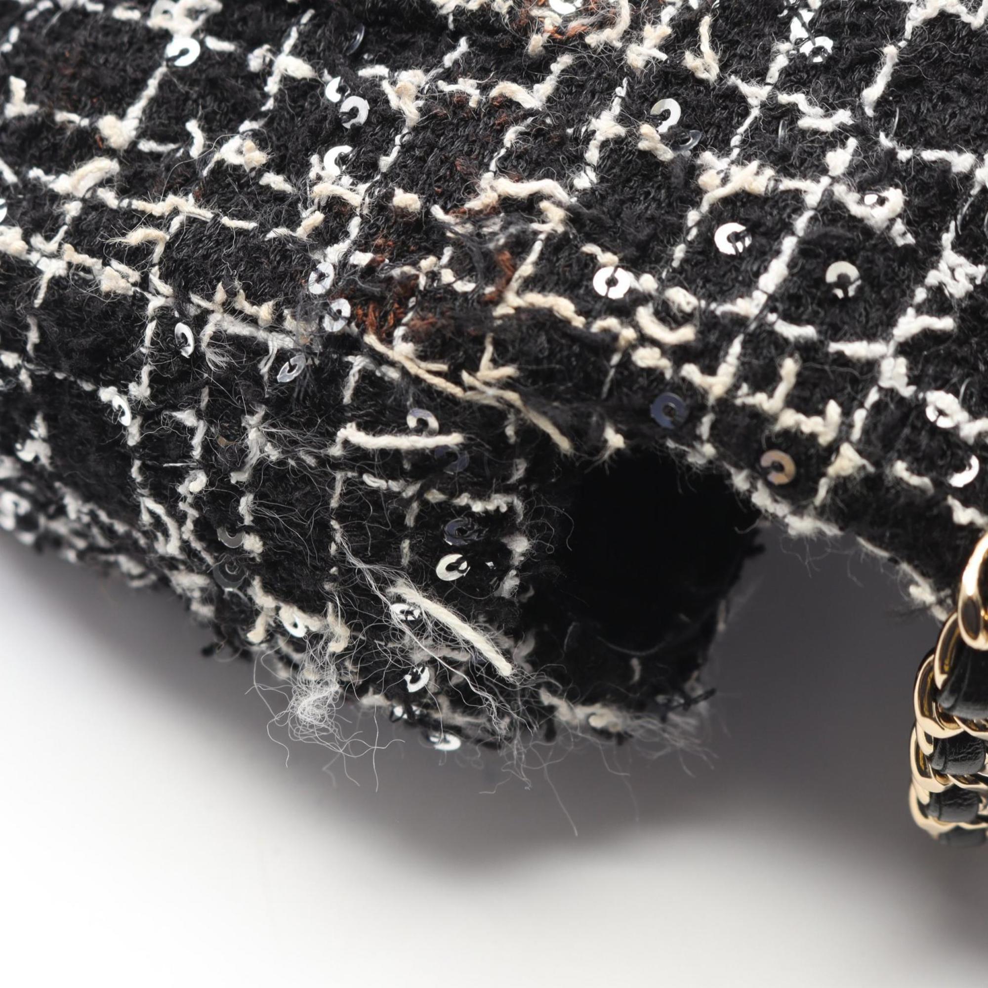 Chanel Black White Fabric Handbag Shoulder Bag (Pre-Owned)