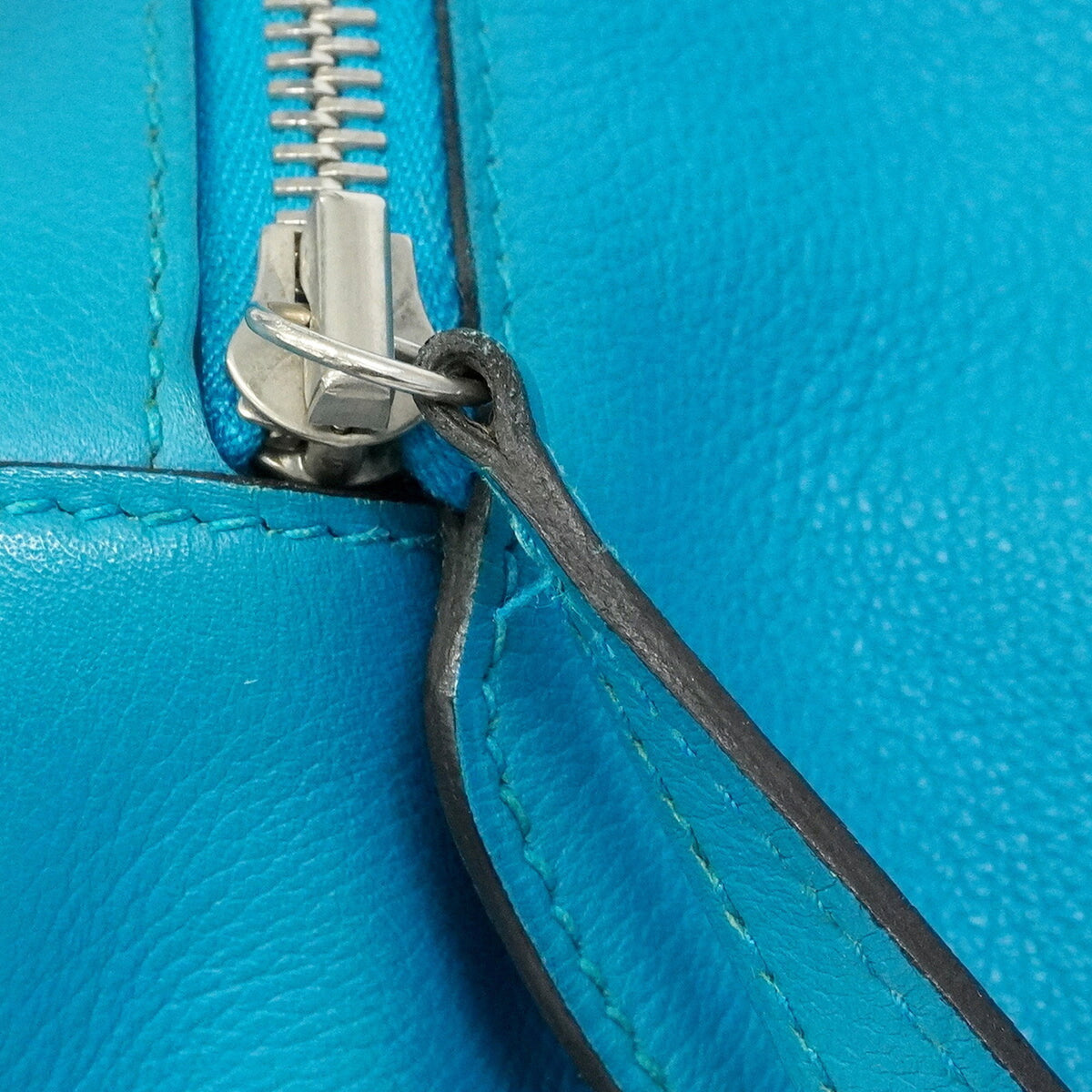 Hermes Blue Handbag (Pre-Owned)