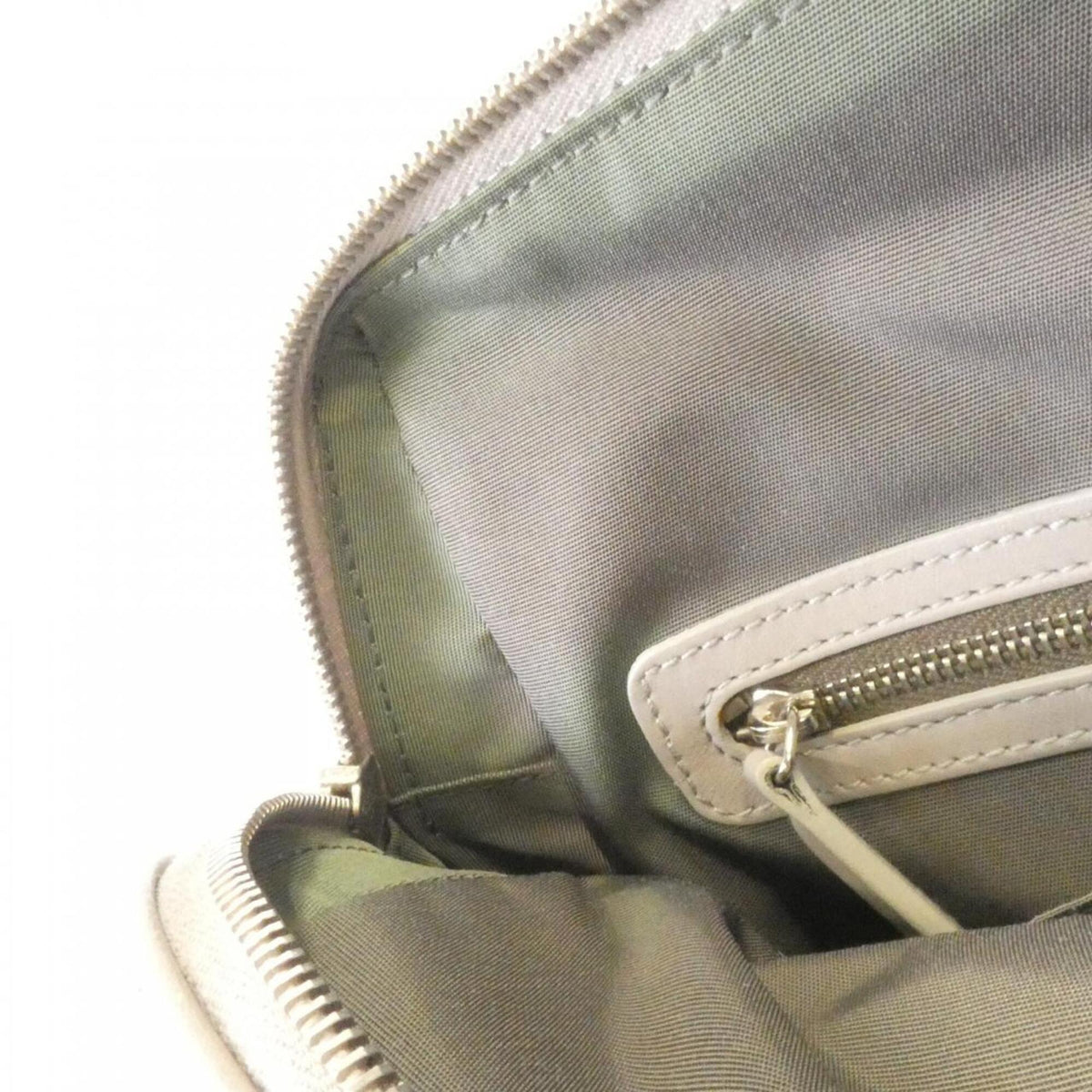 Christian Dior Gray Leather Handbag (Pre-Owned)