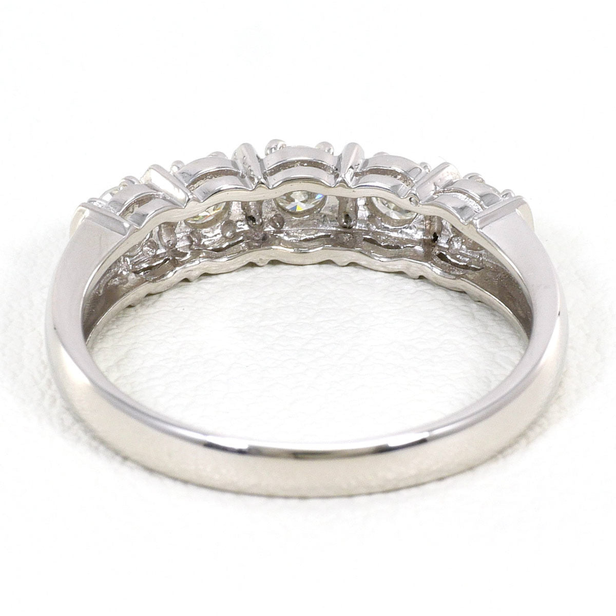 Unbranded Platinum Platinum 900 Band Ring (Pre-Owned)