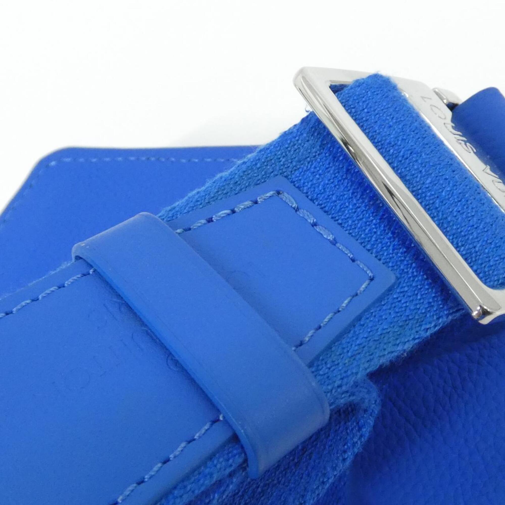 Louis Vuitton Blue Leather Shoulder Bag (Pre-Owned)